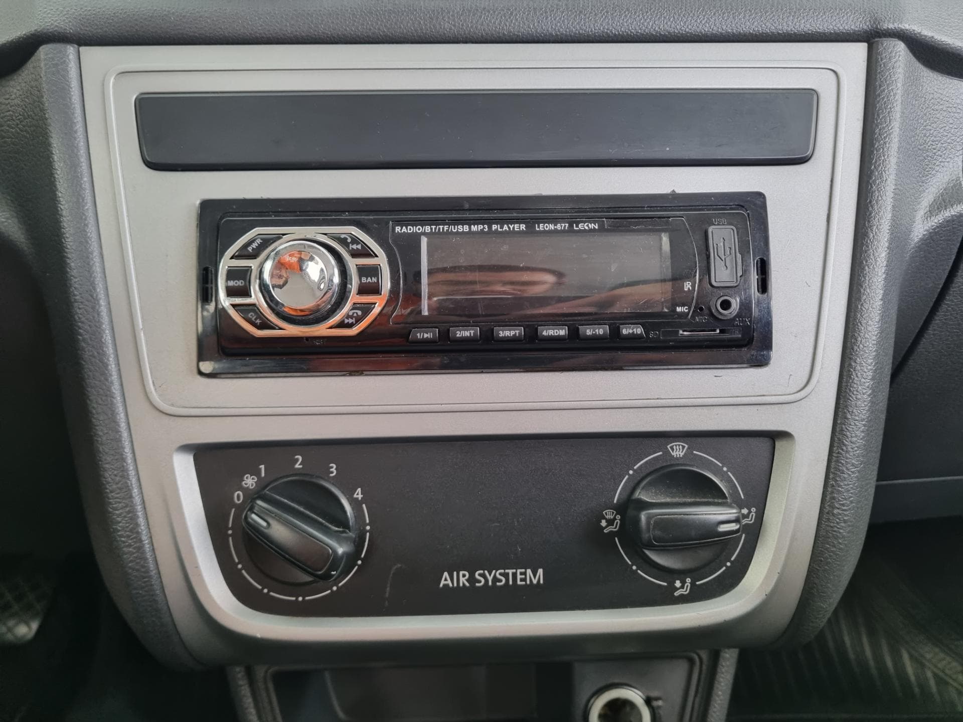 Volkswagen Novo Gol 1.0 City 2014 miniatura 19
