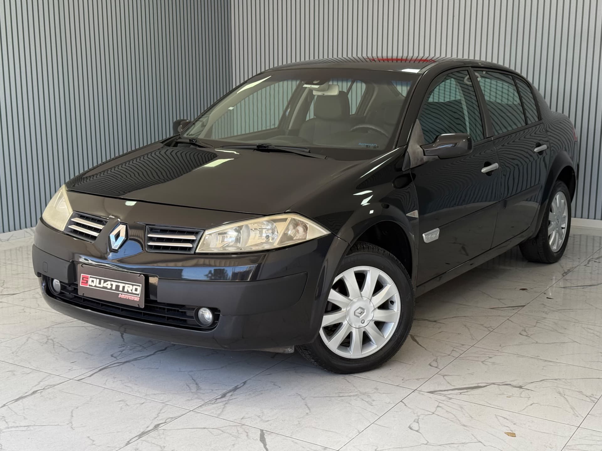 Renault Megane Sedan Dynamique 2.0 16v 4p 2011 miniatura 22