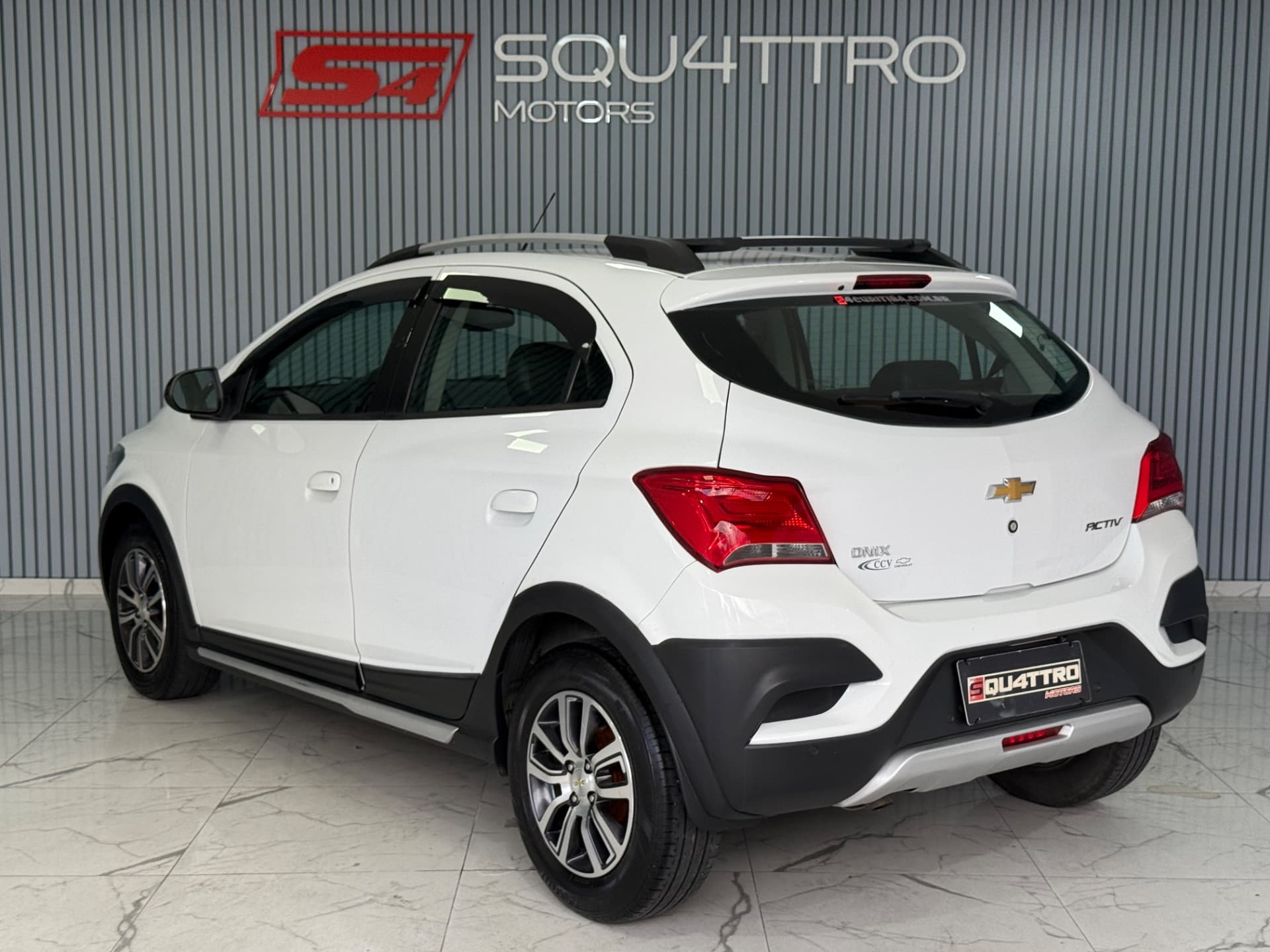 Chevrolet Onix 1.4at Act 2018 miniatura 6