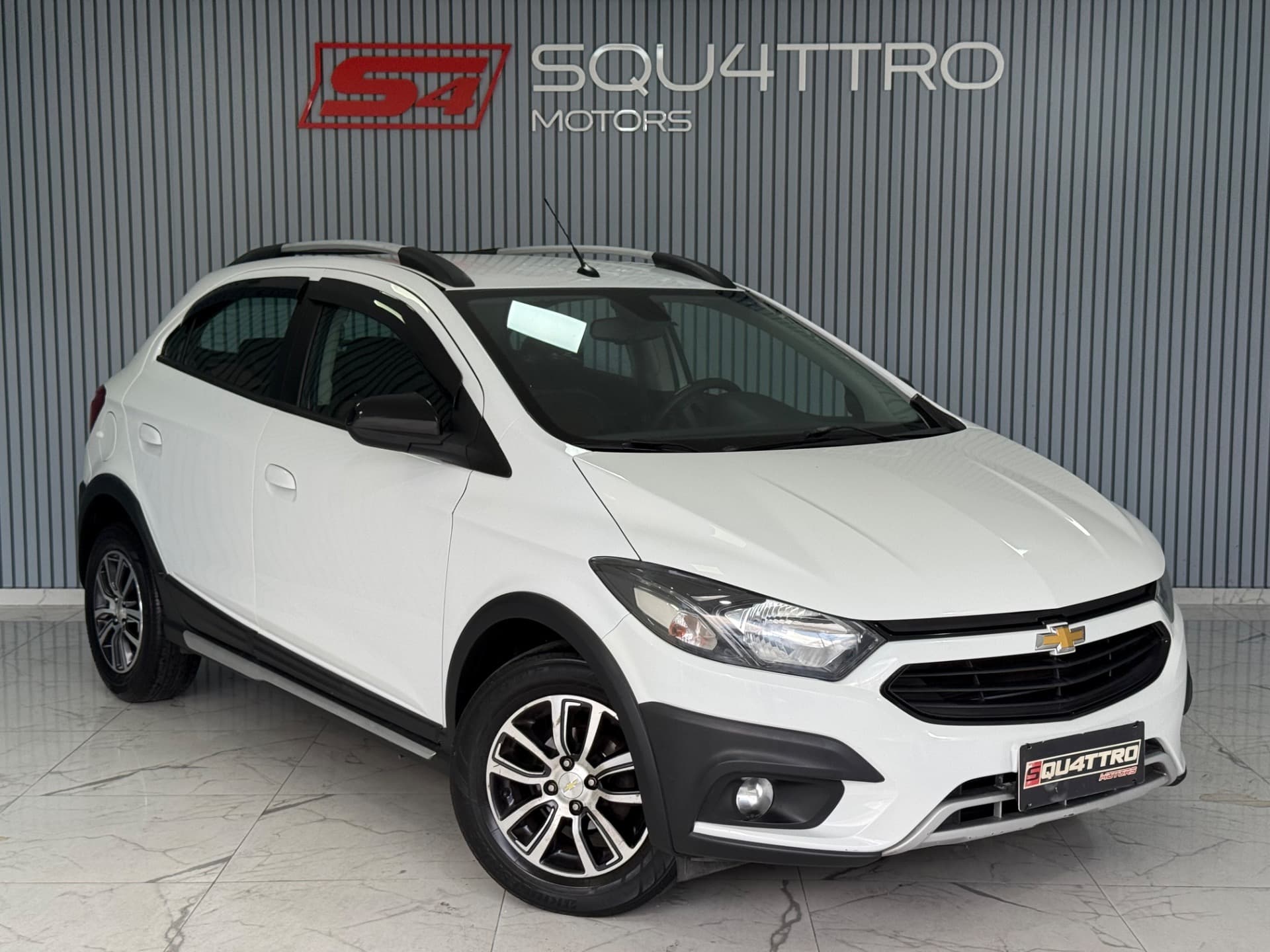 Chevrolet Onix 1.4at Act 2018 miniatura 3