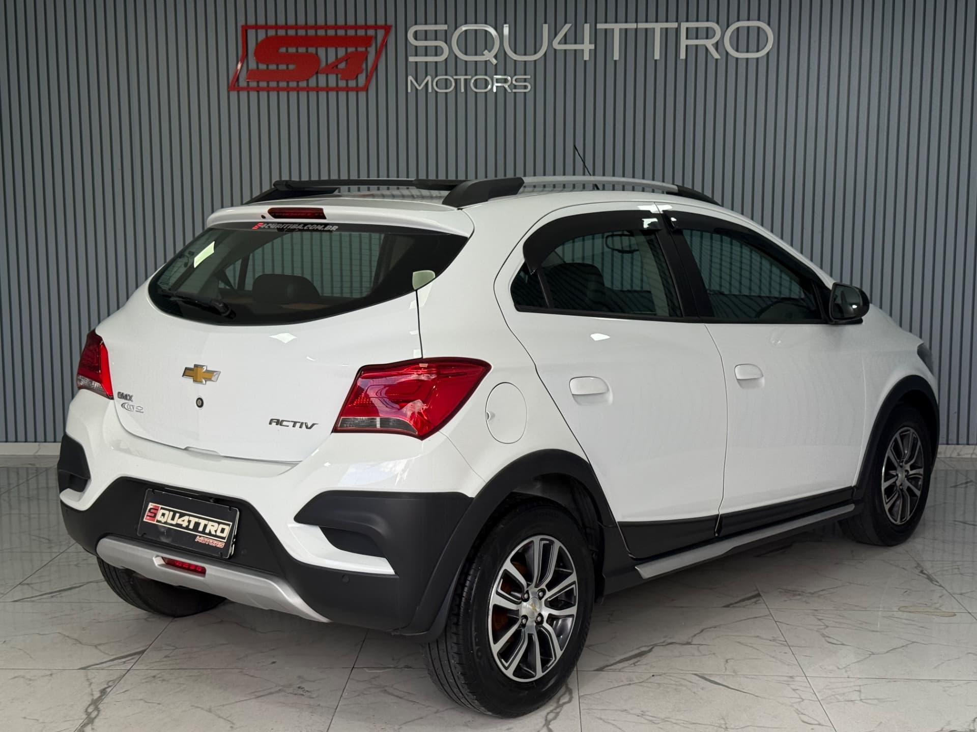 Chevrolet Onix 1.4at Act 2018 miniatura 4