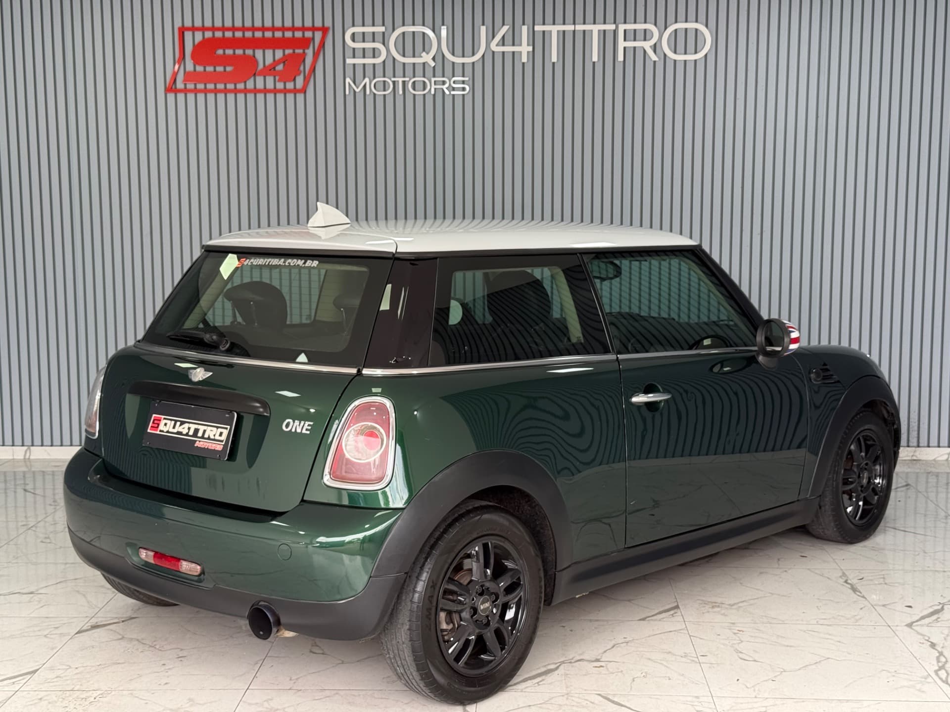 Mini Cooper One 1.6 2013 miniatura 4
