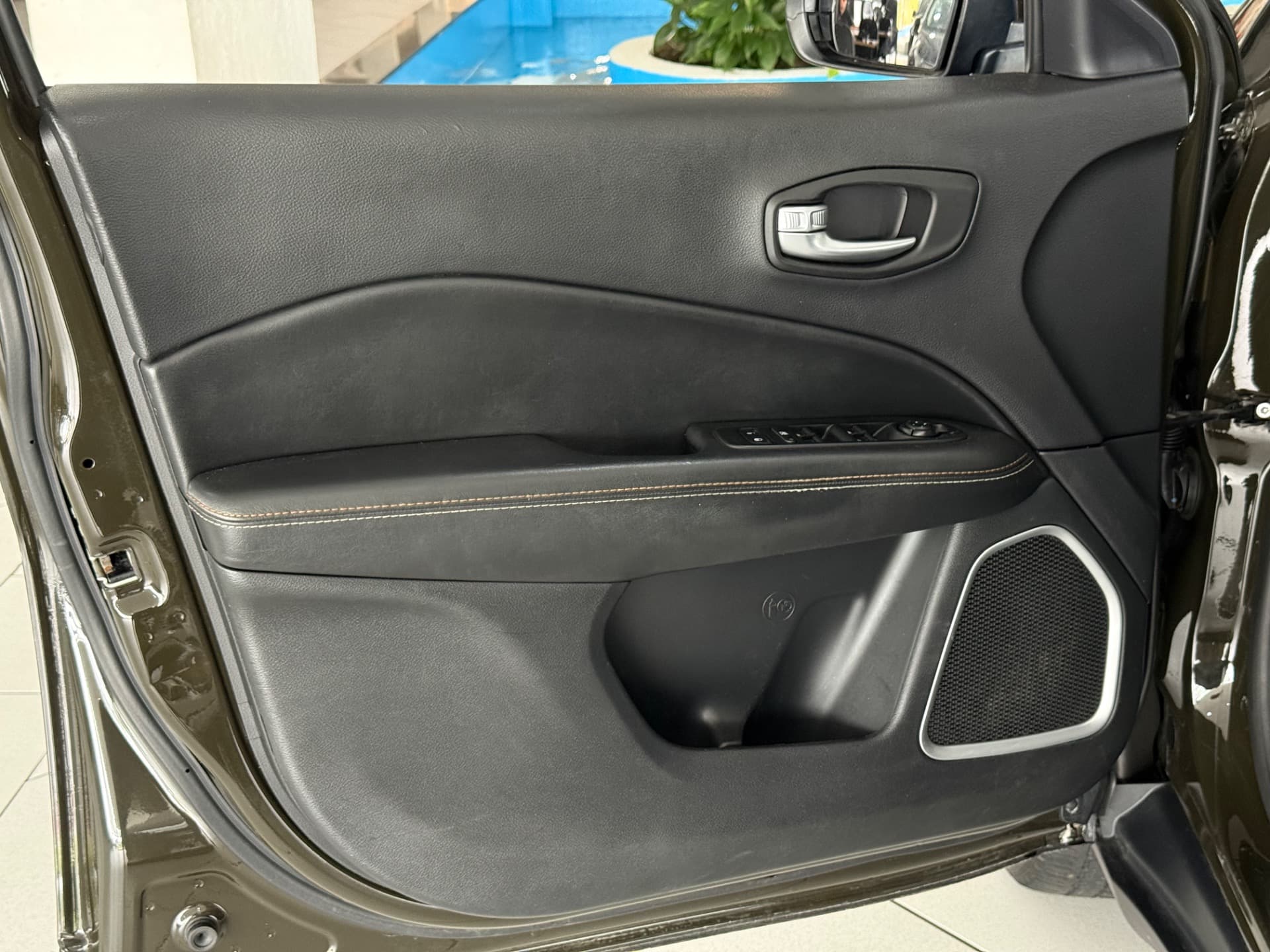 Jeep Compass Longitude D 2018 miniatura 17
