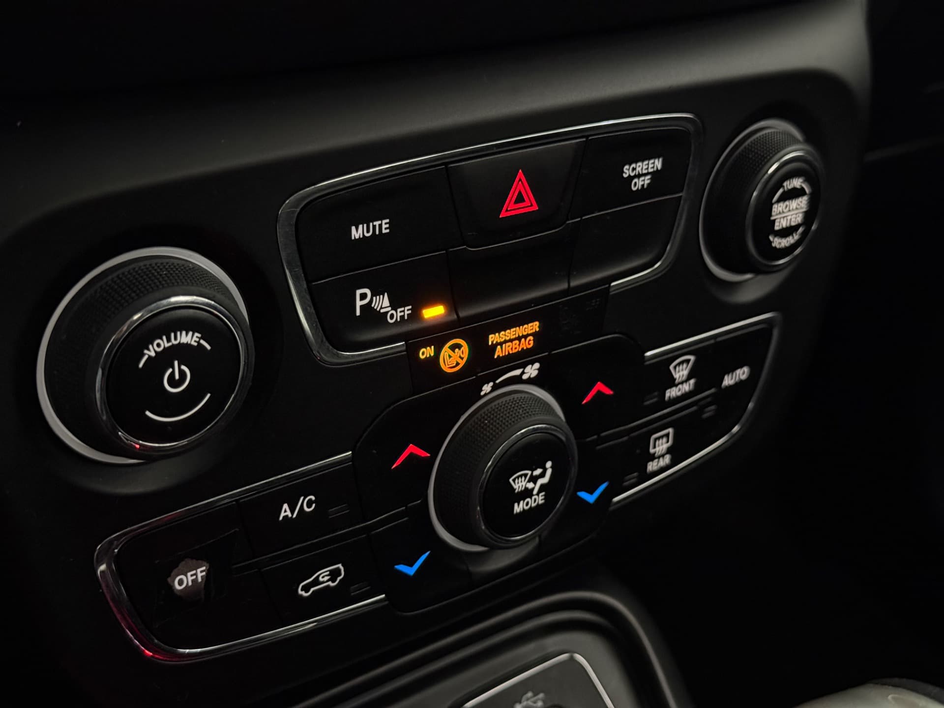 Jeep Compass Longitude D 2018 miniatura 12