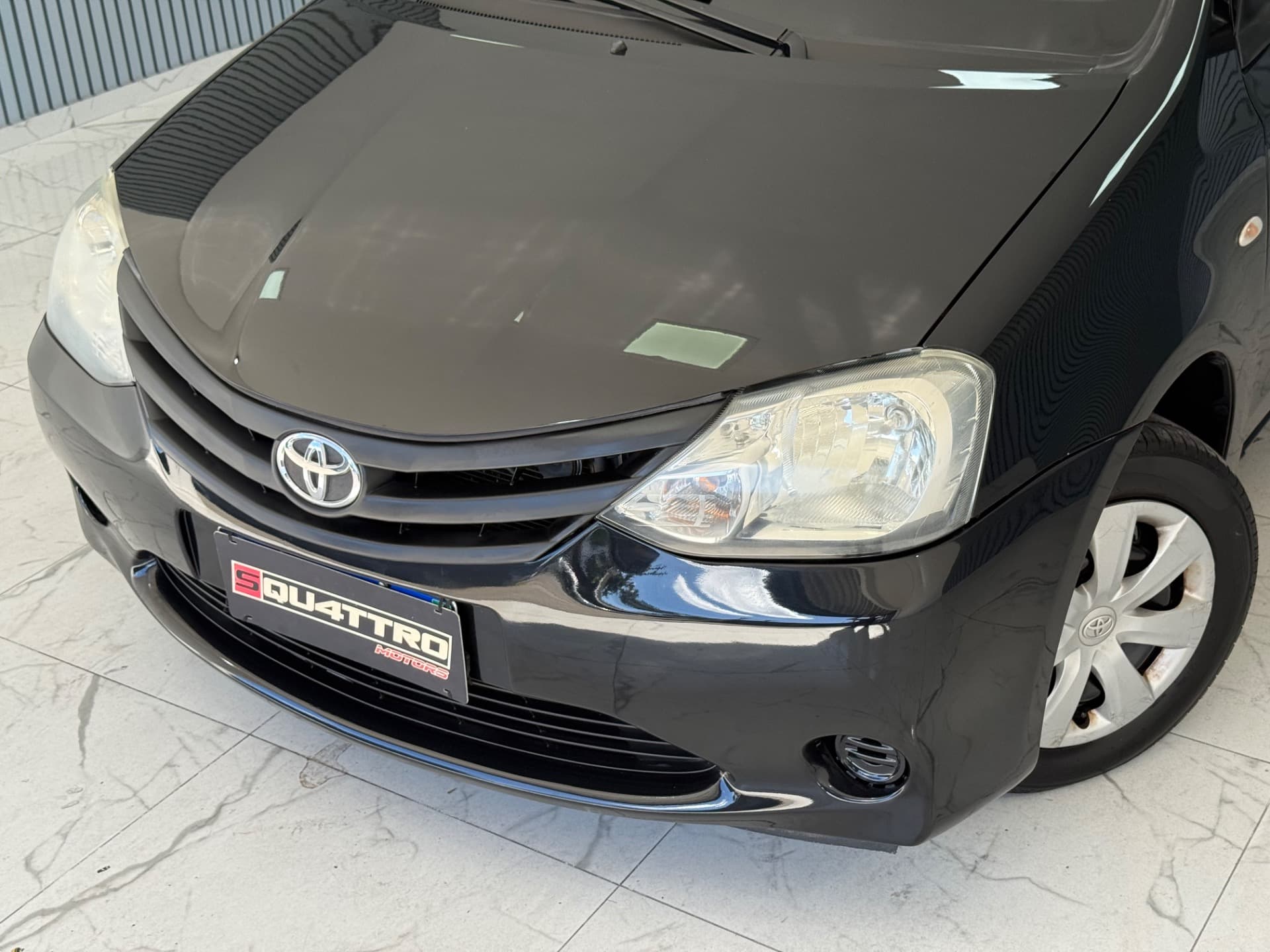 Toyota Etios Hb X 13l Mt 2017 miniatura 24