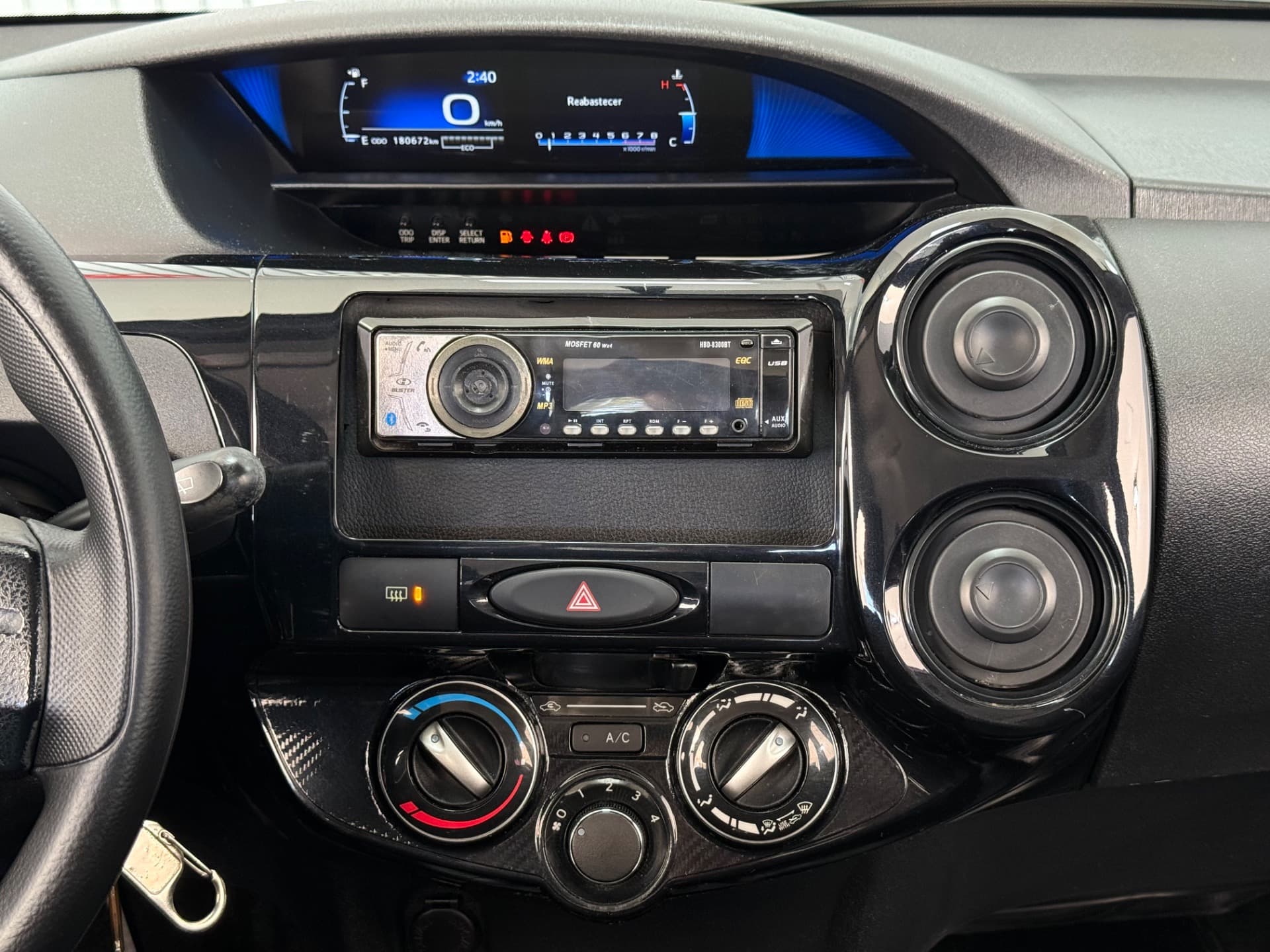 Toyota Etios Hb X 13l Mt 2017 miniatura 11