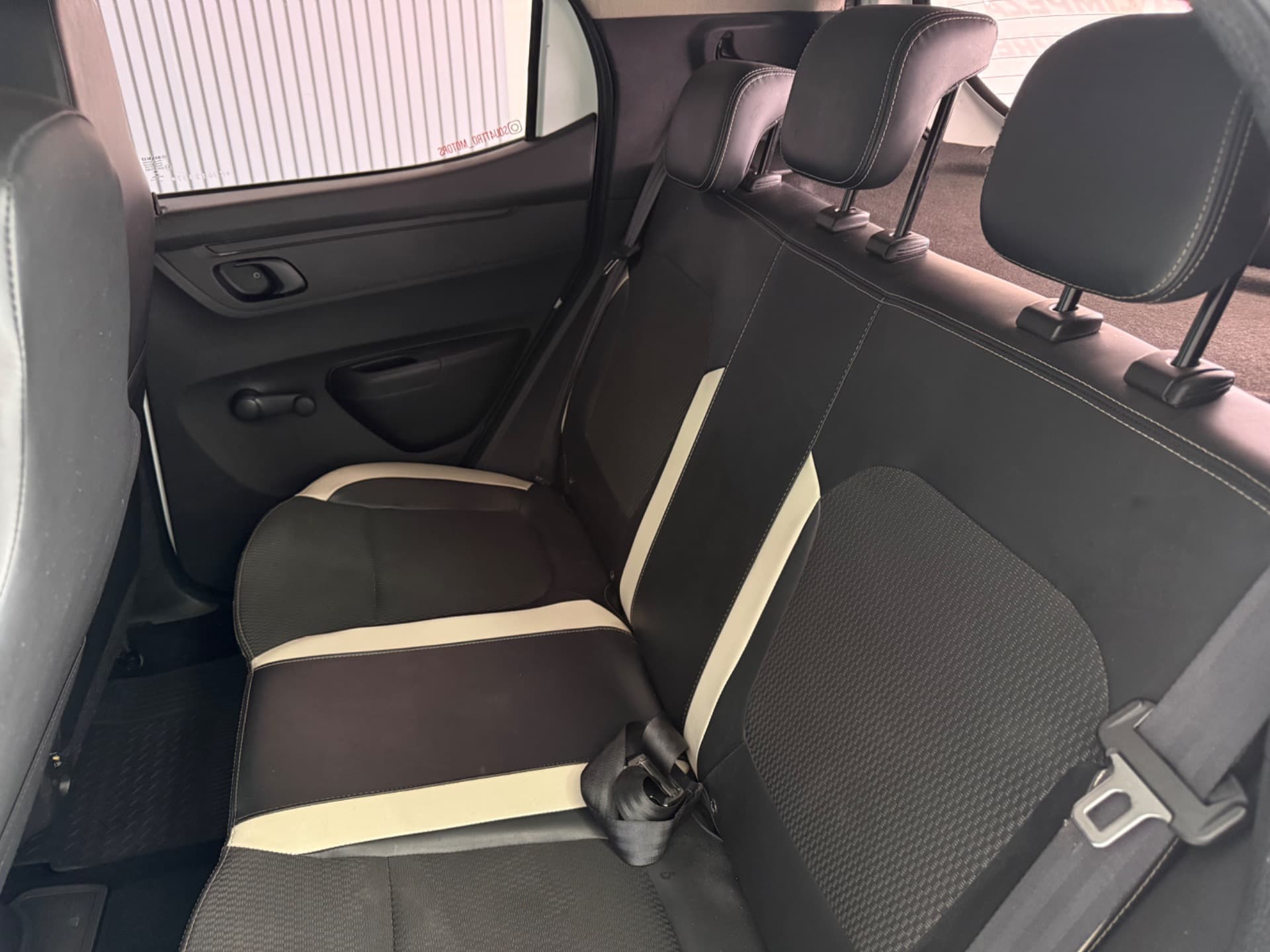 Renault Kwid Intens 10 Mt 2019 miniatura 17