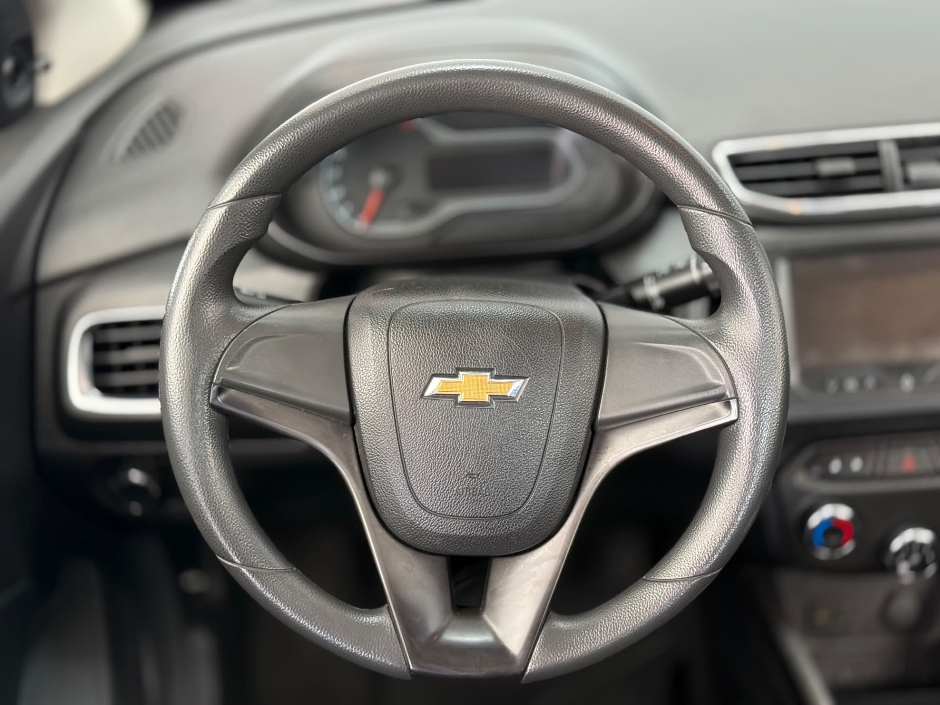 Chevrolet Onix 1.4mt Lt 2013 miniatura 9