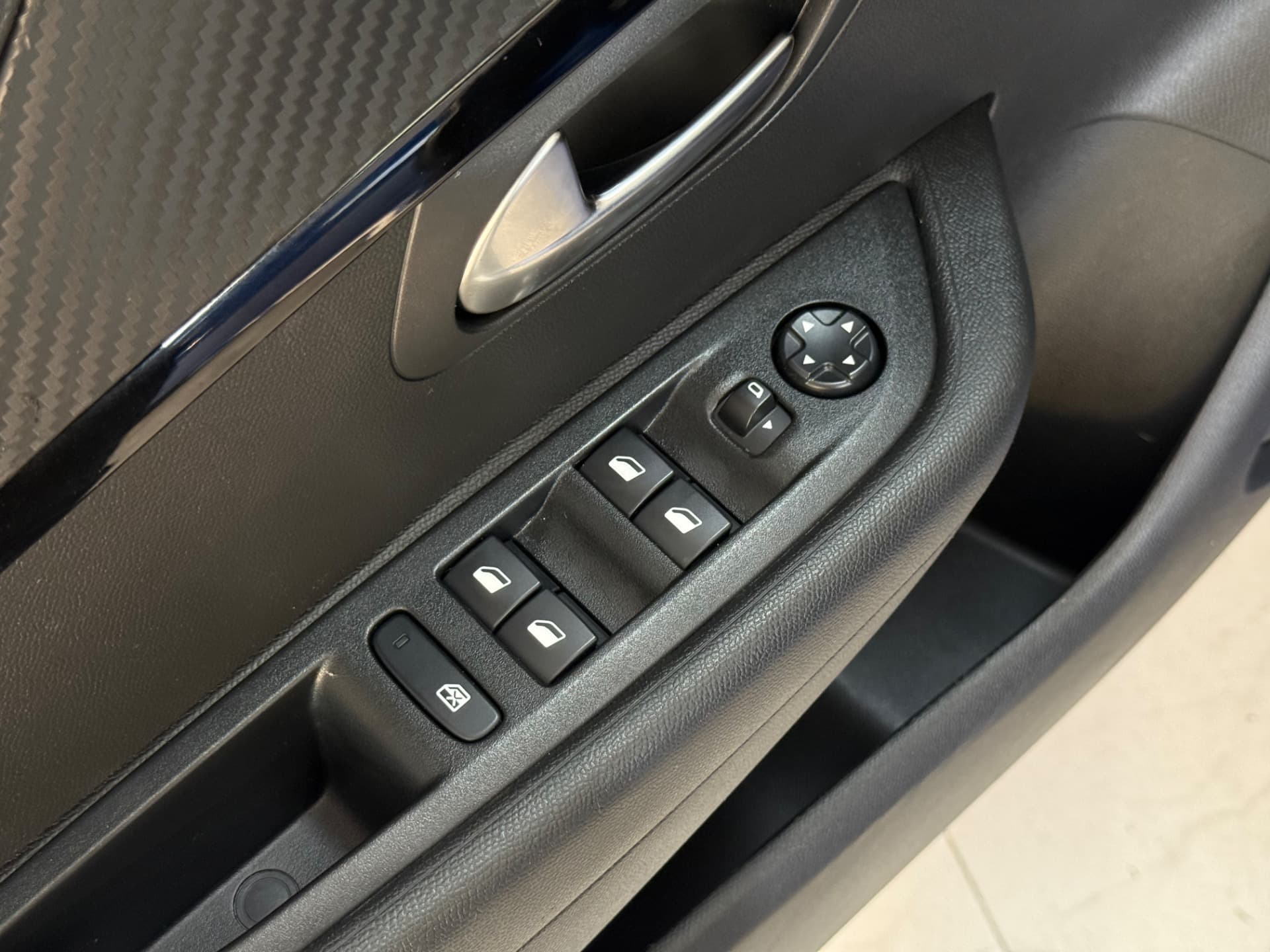 Peugeot 208 Style 1.0 Flex 6v 5p Mec 2023 miniatura 16