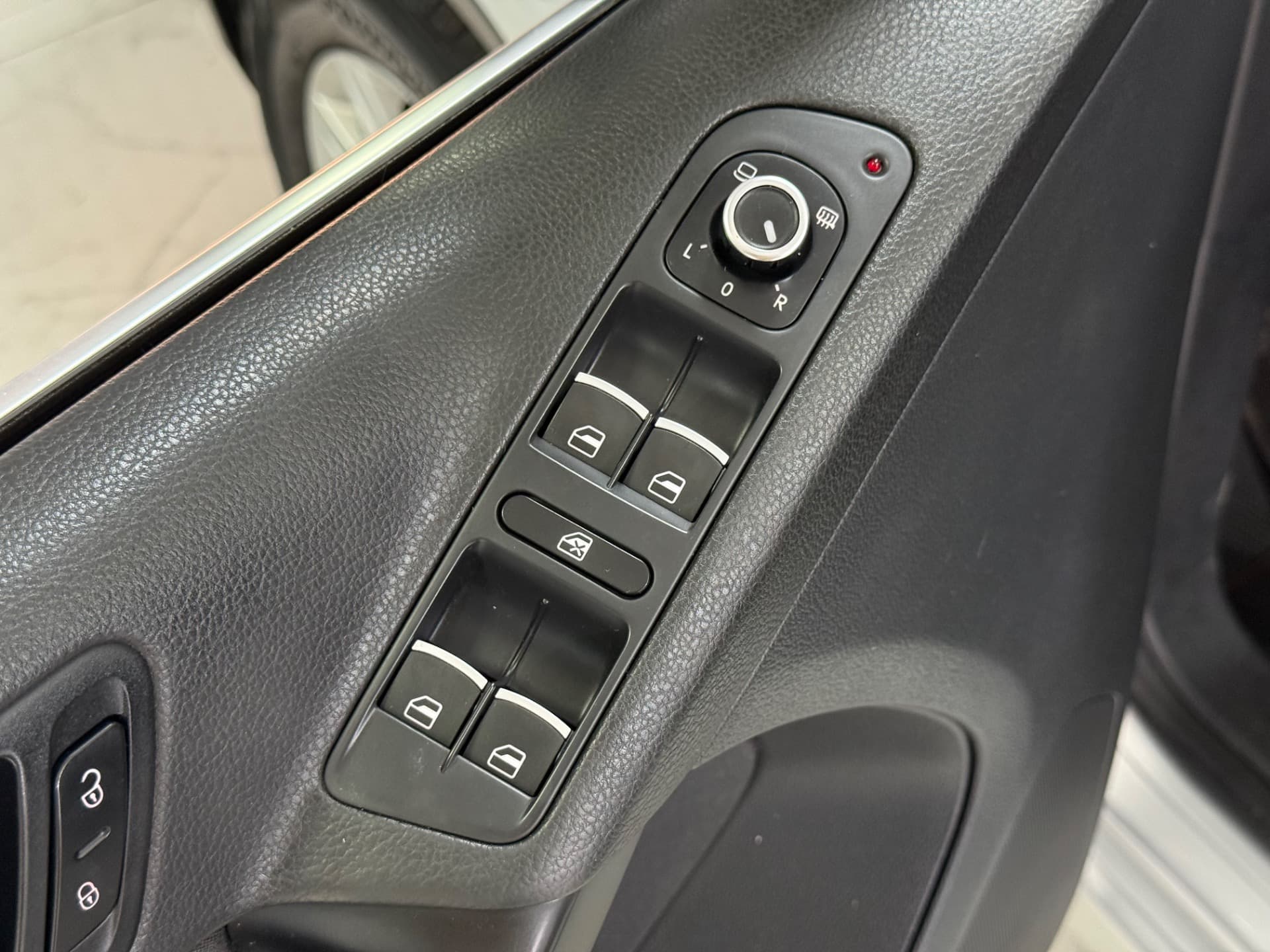 Volkswagen Tiguan 2.0 2013 miniatura 16