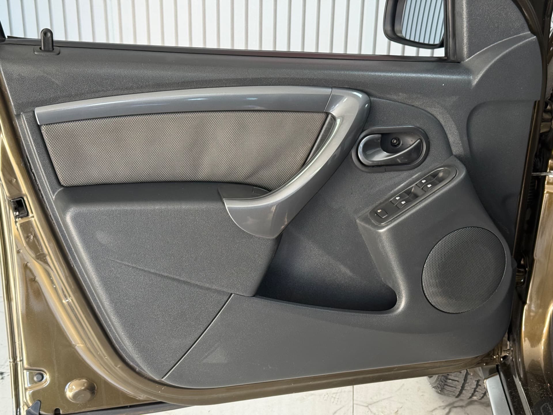 Renault Duster 20 D 4x2a 2015 miniatura 17