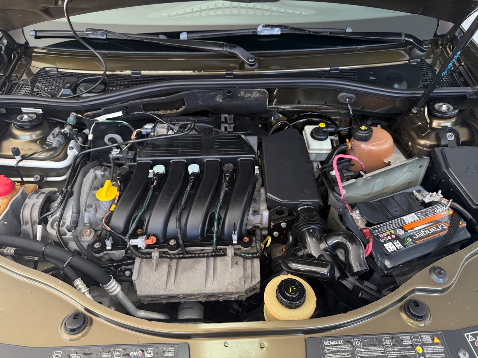 Renault Duster 20 D 4x2a 2015 miniatura 25