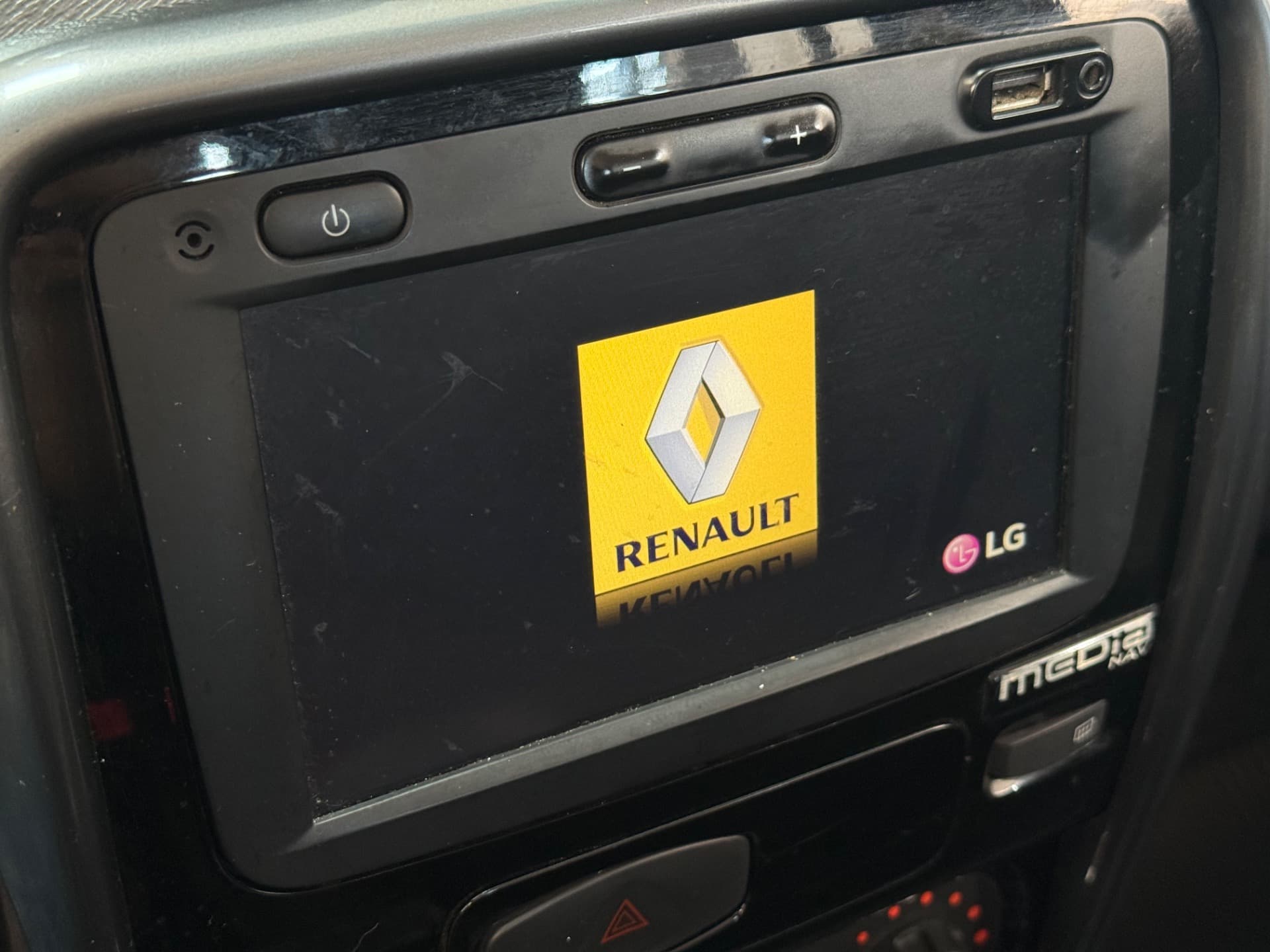 Renault Duster 20 D 4x2a 2015 miniatura 12