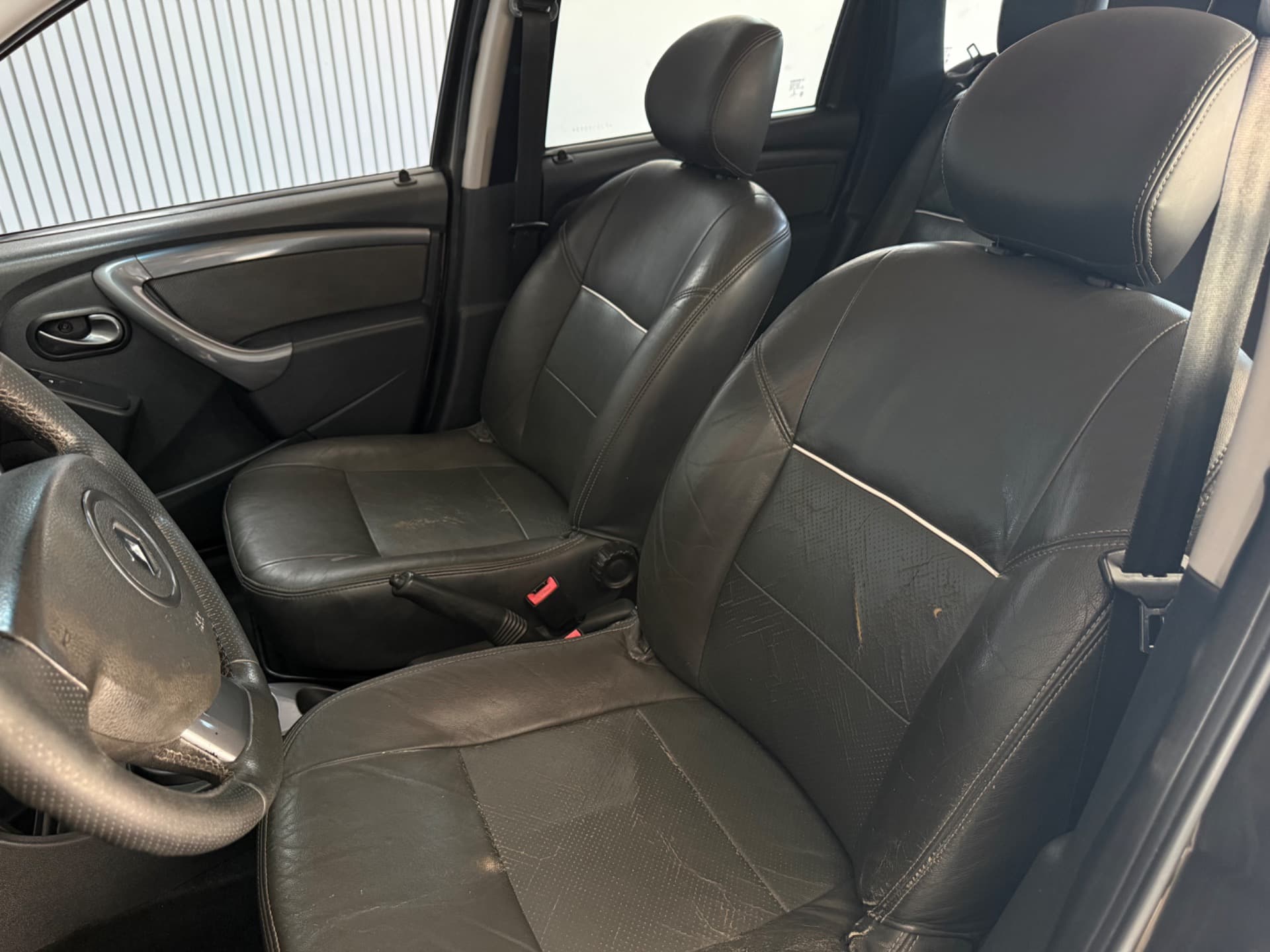 Renault Duster 20 D 4x2a 2015 miniatura 13