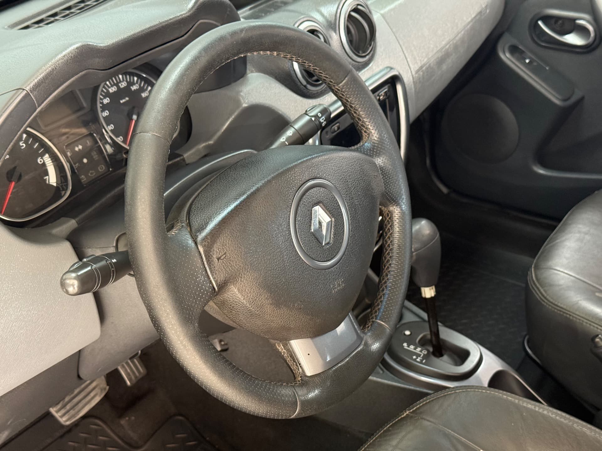 Renault Duster 20 D 4x2a 2015 miniatura 7