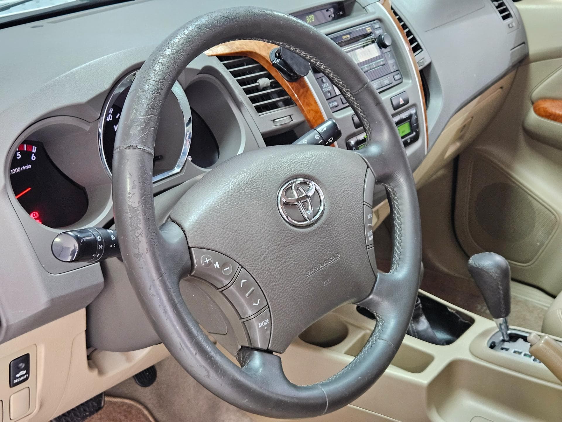 Toyota Hilux Sw4 Srv 4x4 2011 miniatura 7