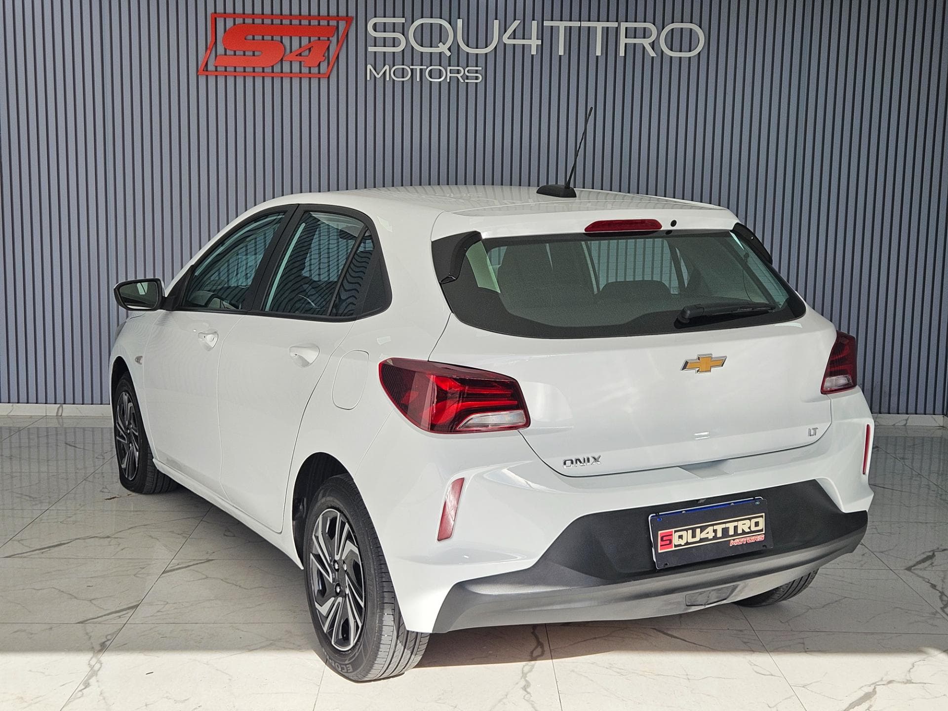Chevrolet Onix 1.0mt Lt2 2024 miniatura 6