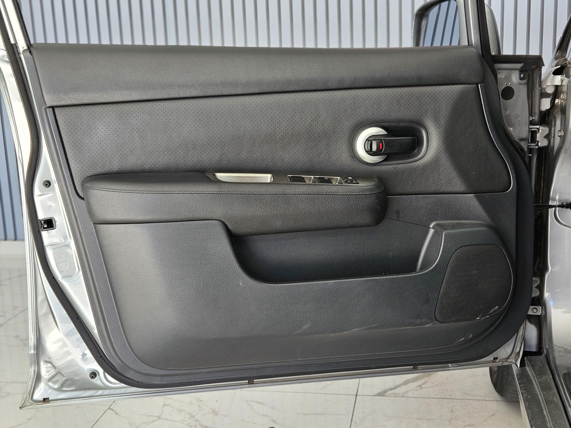 Nissan Tiida 18sl Flex 2013 miniatura 14