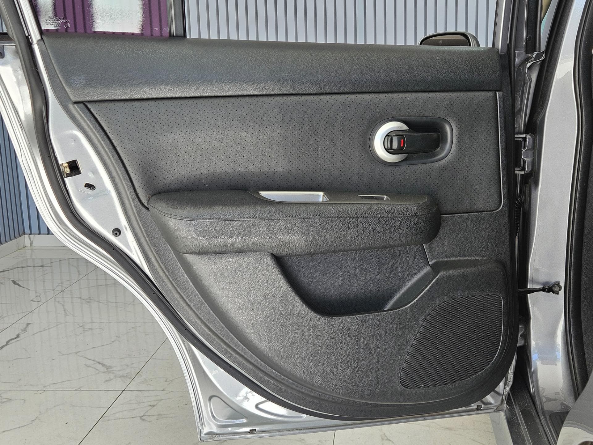 Nissan Tiida 18sl Flex 2013 miniatura 15