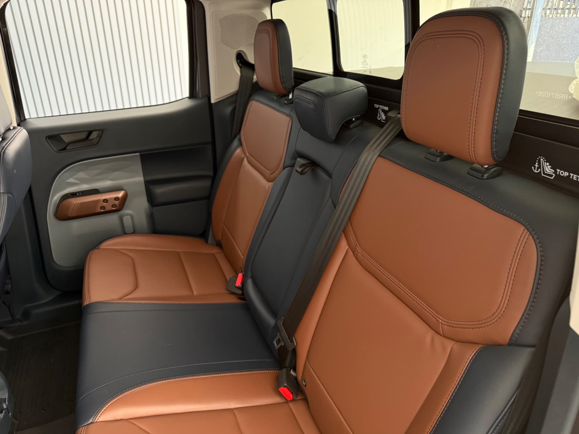 Ford Maverick Lariat Hybrid 2.5 Aut 2024 miniatura 20