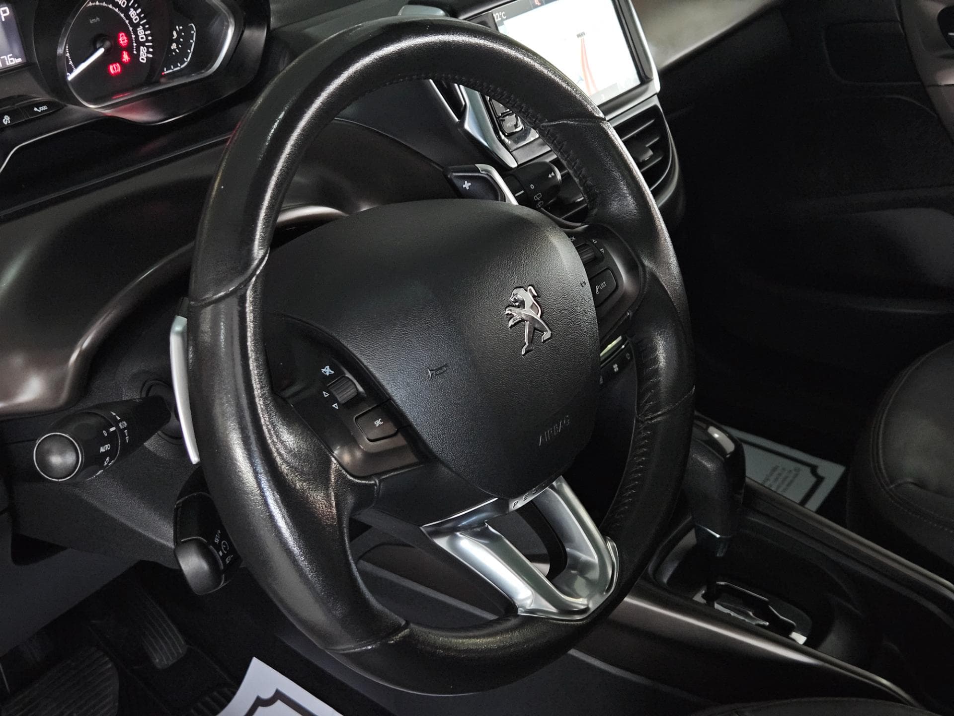 Peugeot 2008 Griffe 1.6 Automatico 2017 miniatura 7