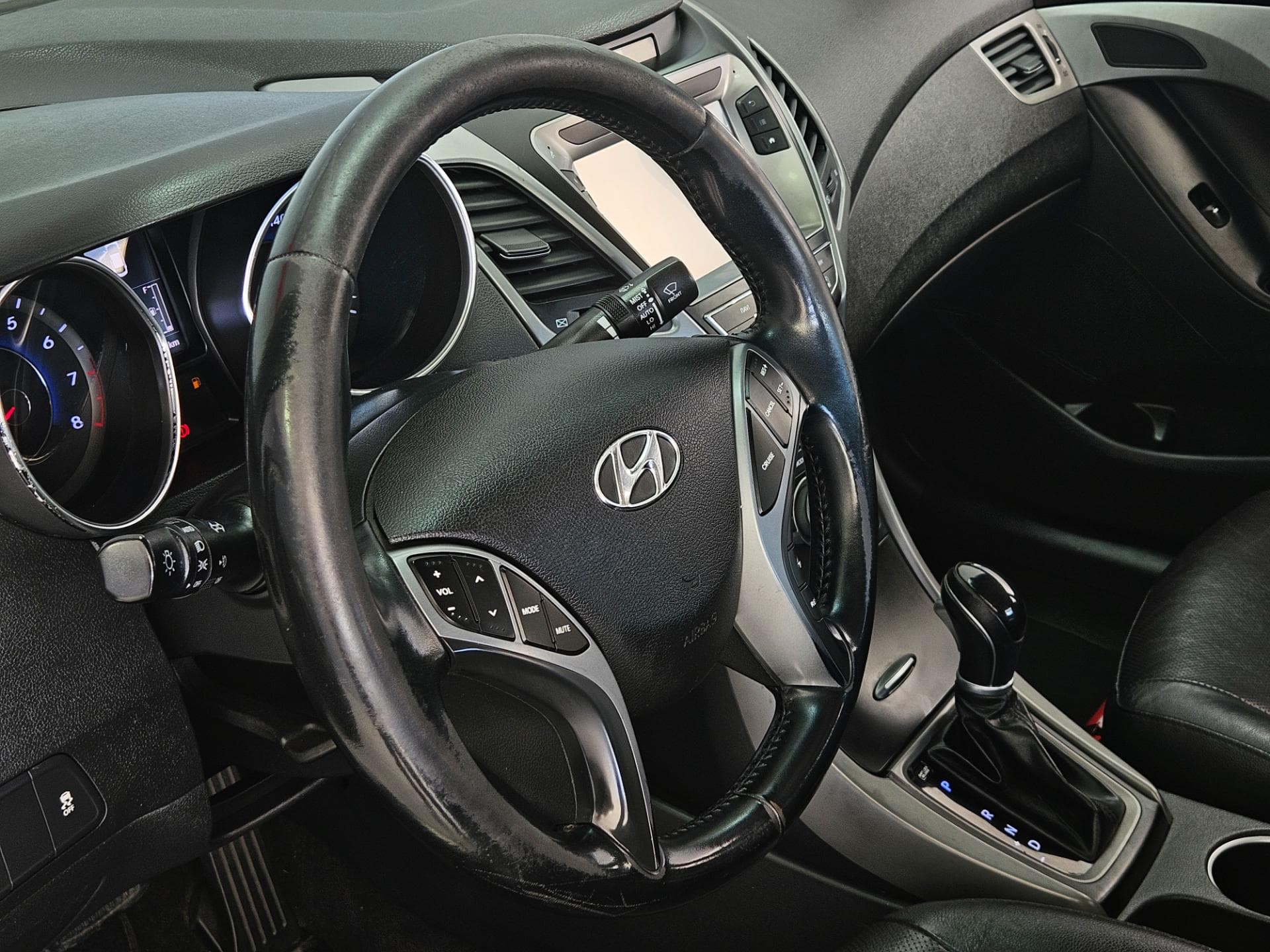 Hyundai Elantra 2016 miniatura 7