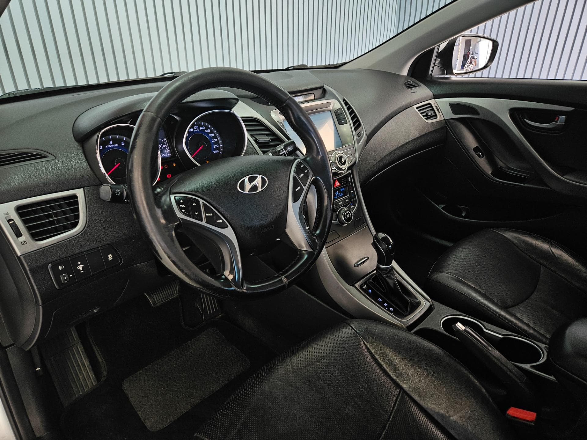 Hyundai Elantra 2016 miniatura 14