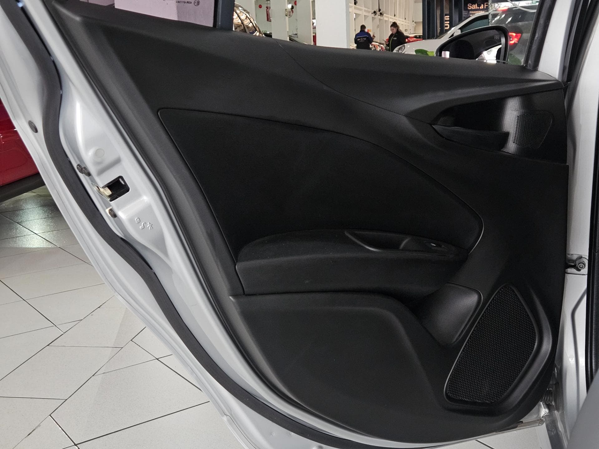 Fiat Cronos Drive 1.3 Flex 2023 miniatura 16