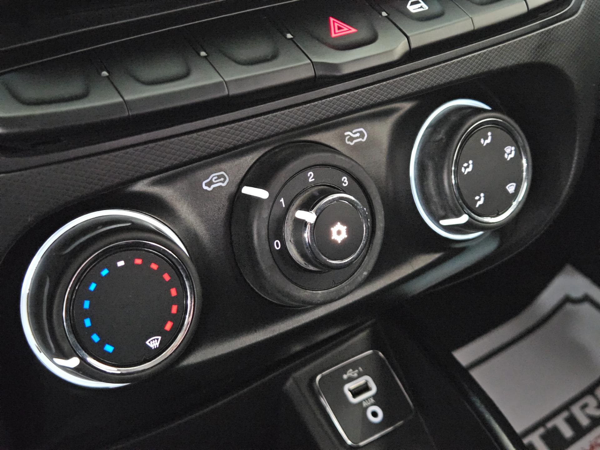 Fiat Cronos Drive 1.3 Flex 2023 miniatura 11
