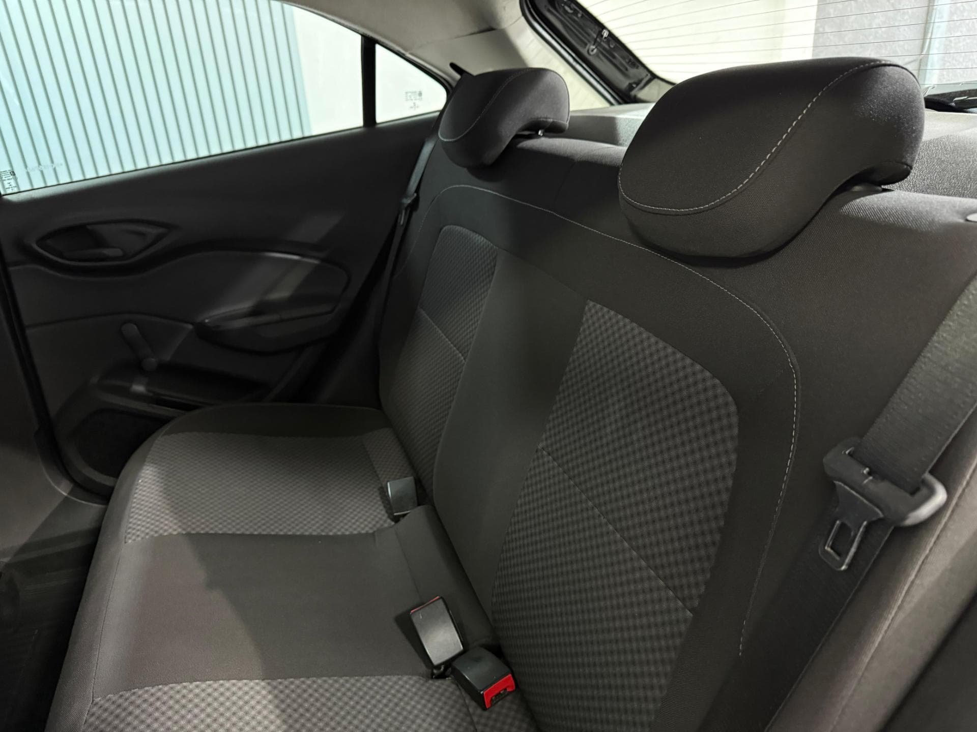Chevrolet Onix 1.0mt Lt 2017 miniatura 18