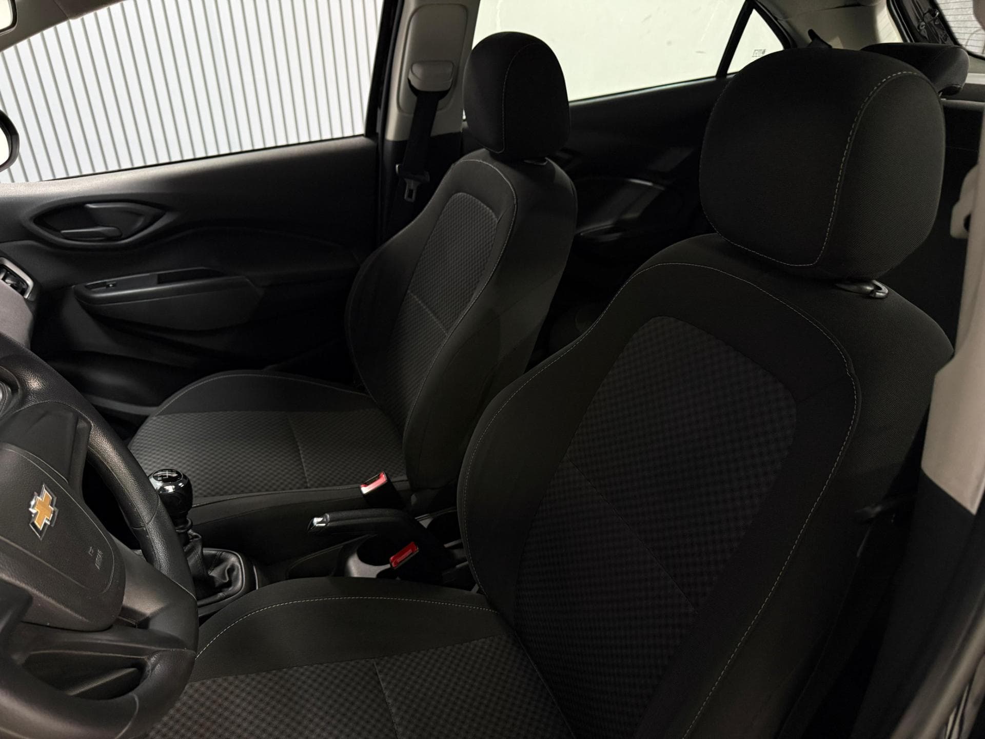 Chevrolet Onix 1.0mt Lt 2017 miniatura 17