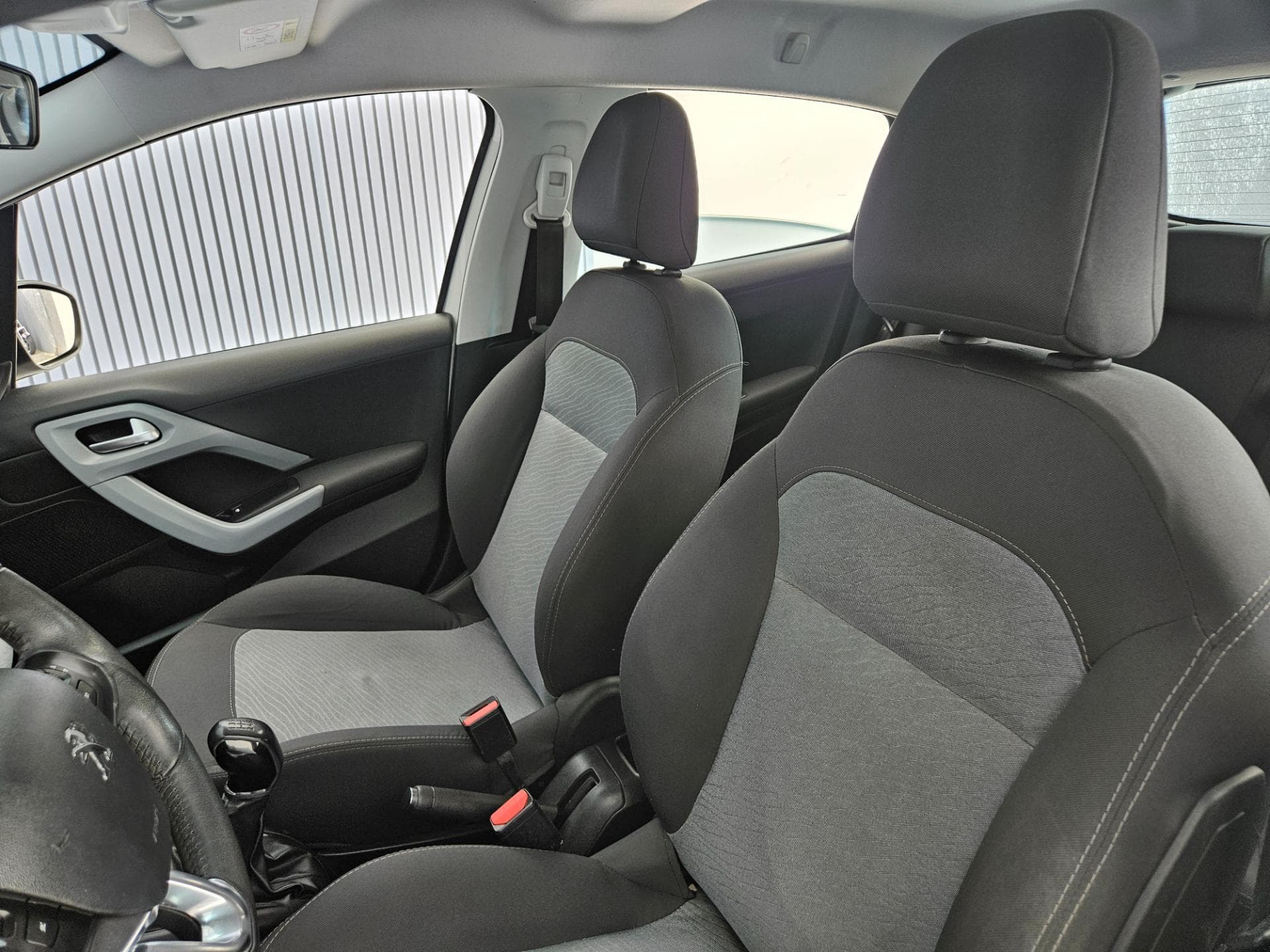 Peugeot 208 Active Pack 2016 miniatura 18
