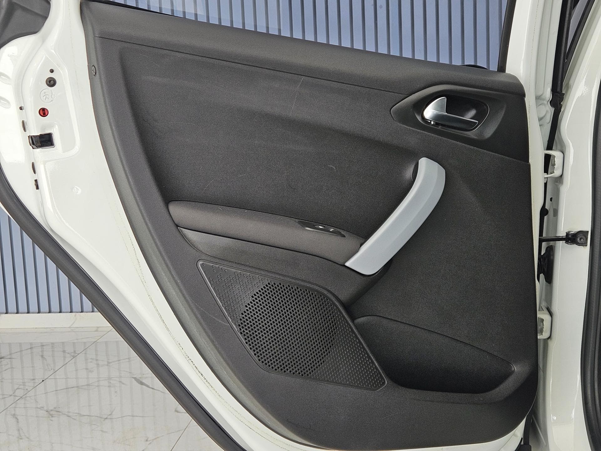 Peugeot 208 Active Pack 2016 miniatura 17