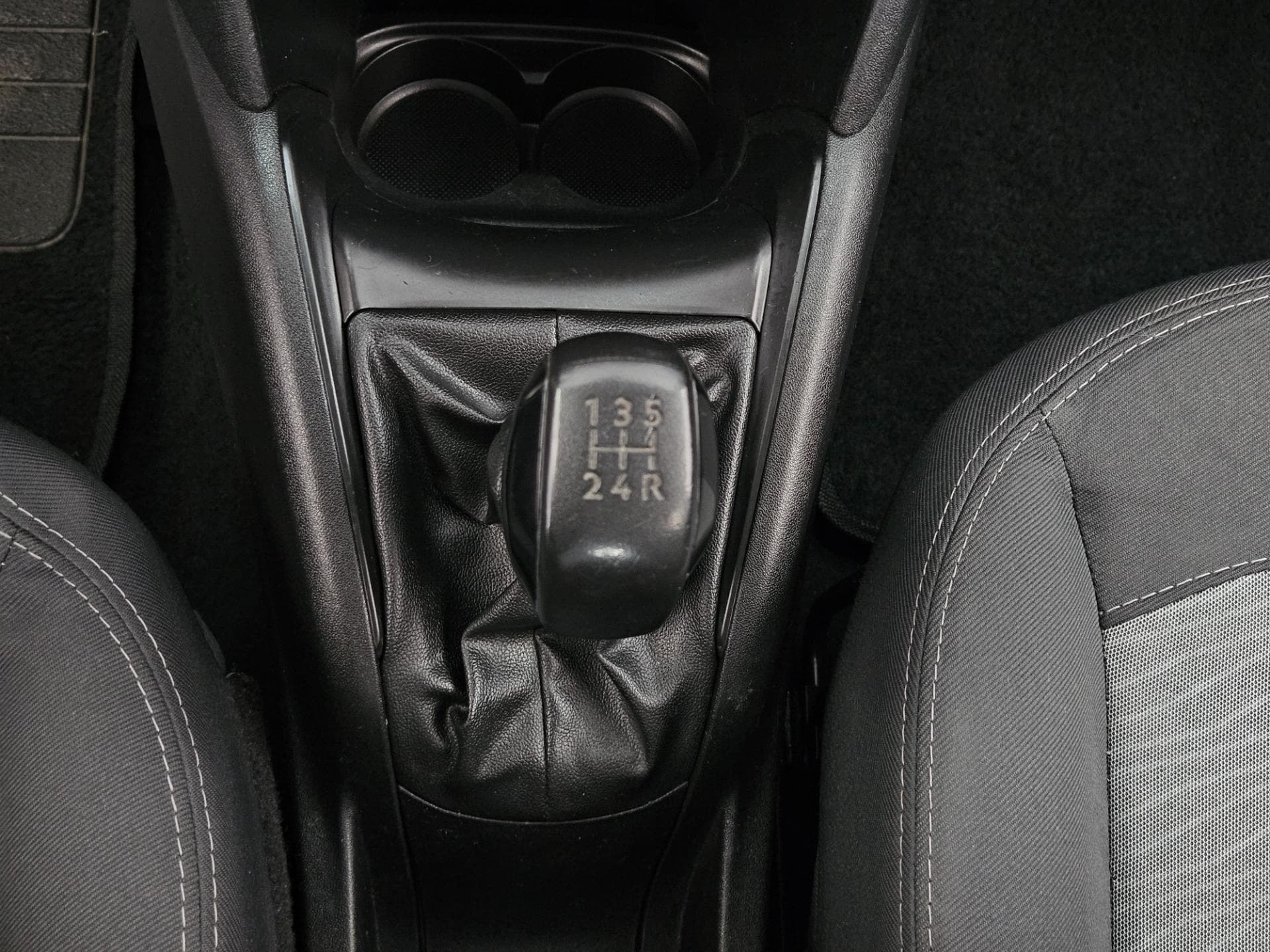 Peugeot 208 Active Pack 2016 miniatura 11