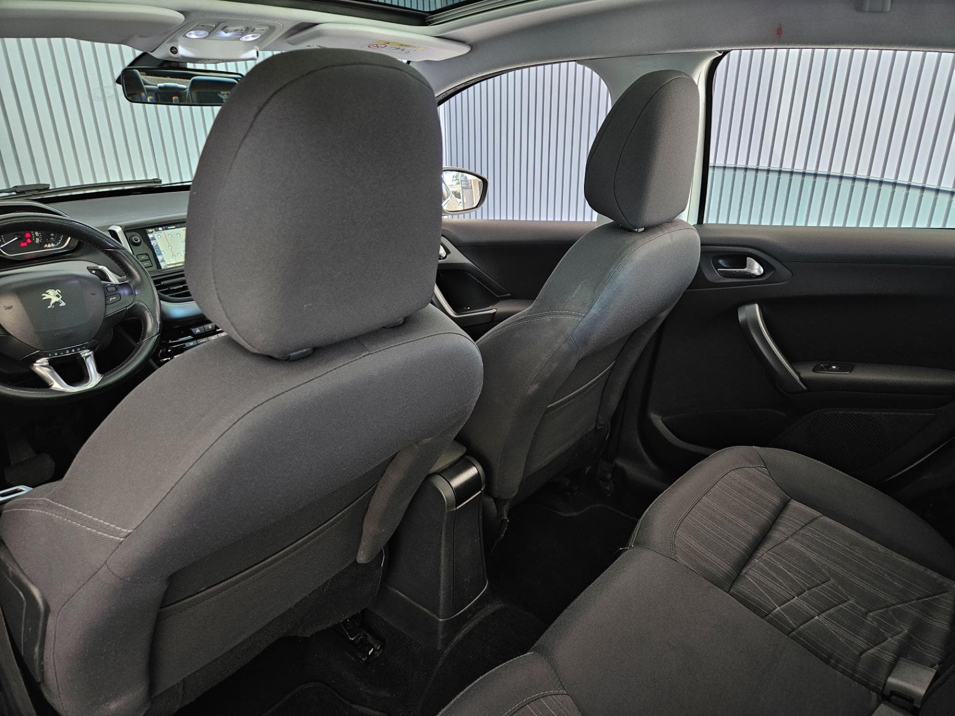 Peugeot 208 Griffe A 2016 miniatura 21
