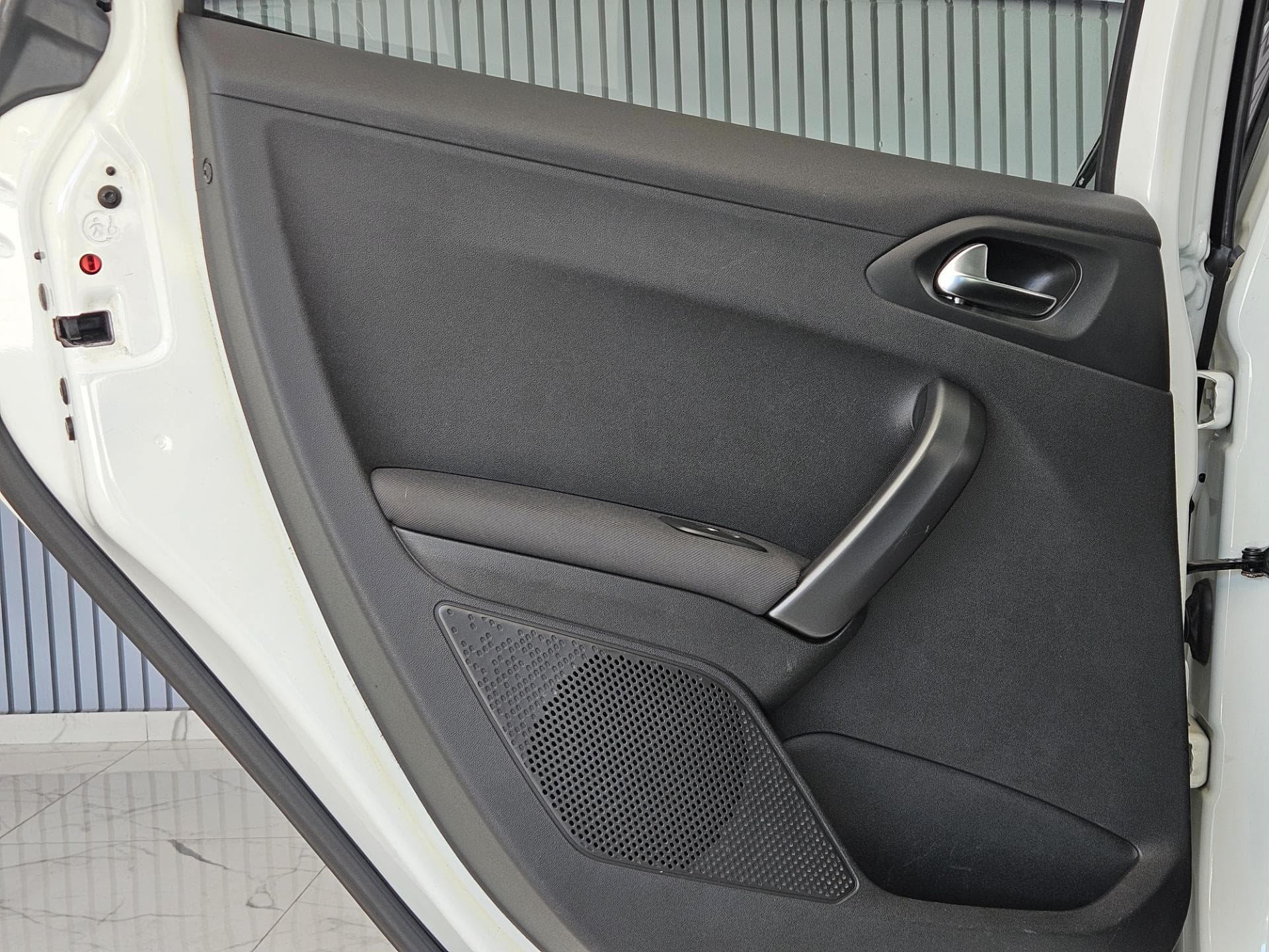 Peugeot 208 Griffe A 2016 miniatura 18