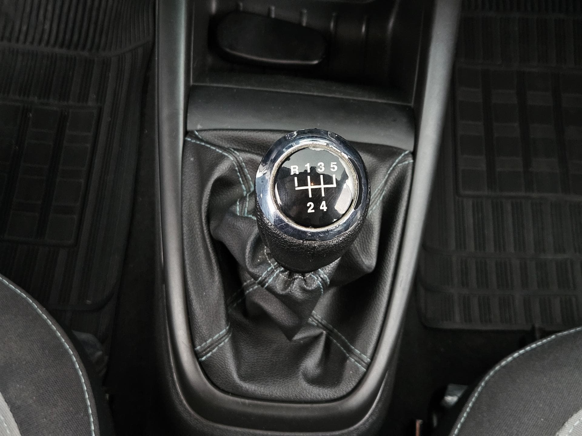 Chevrolet Onix 1.0mt Lt 2015 miniatura 11