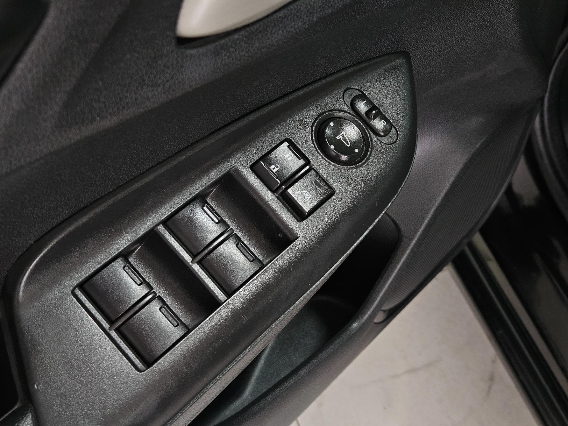 Honda Fit Ex Cvt 2015 miniatura 16