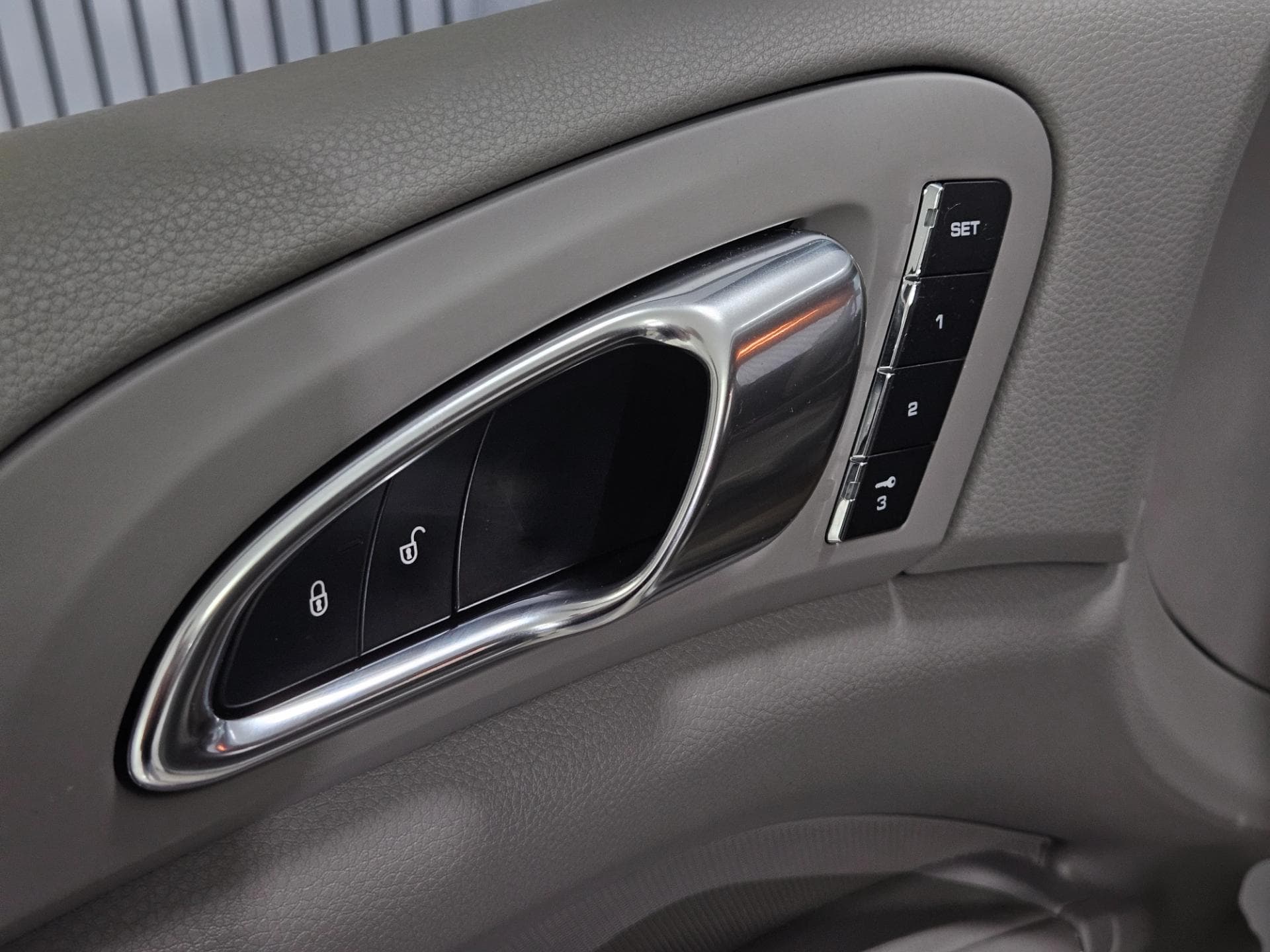 Porsche Cayenne S 2014 miniatura 15