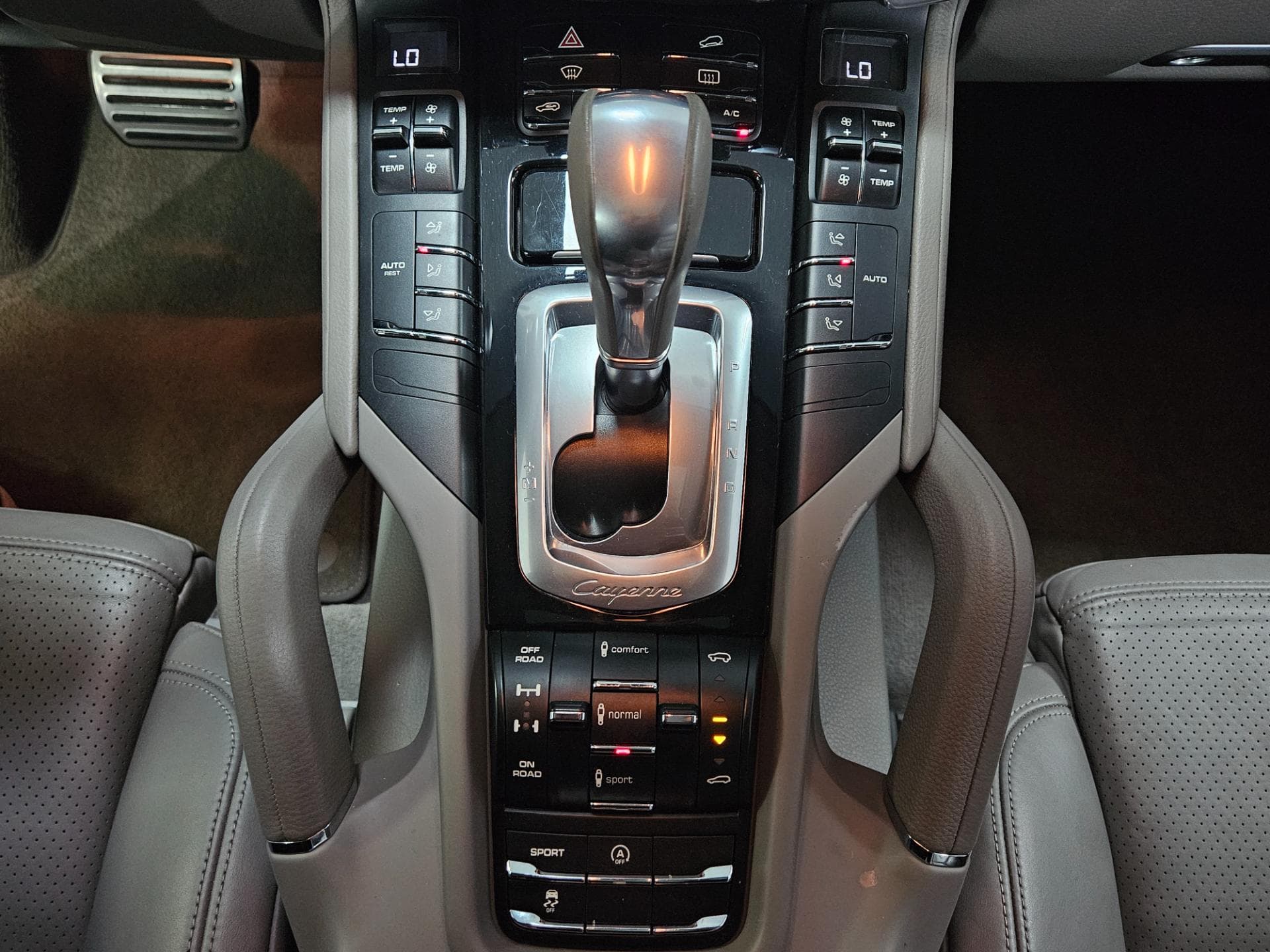 Porsche Cayenne S 2014 miniatura 11