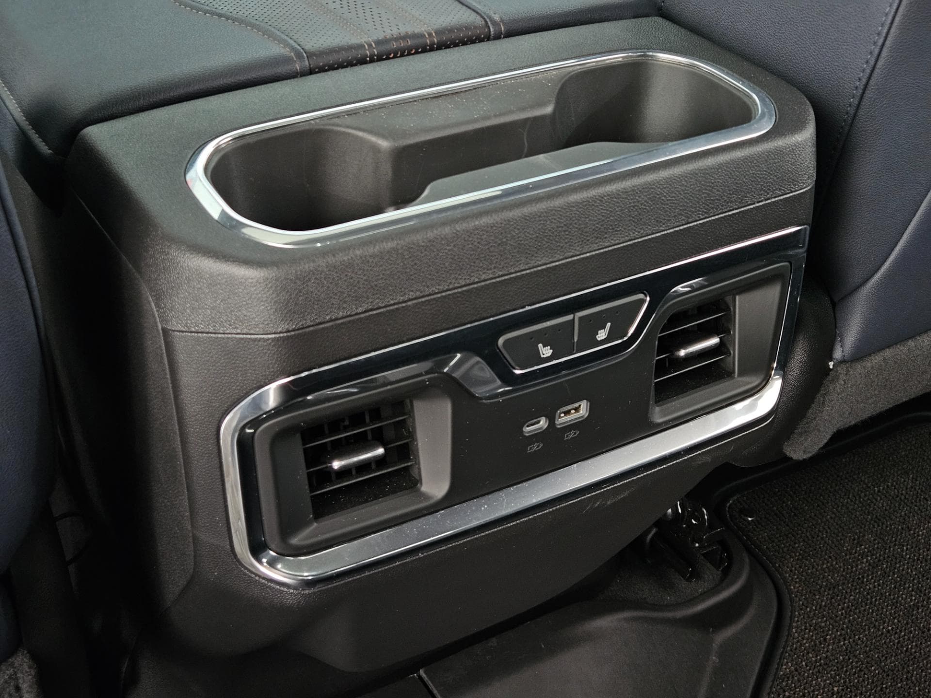 Chevrolet Silverado High Country 5.3 V8 Awd Aut. 2024 miniatura 27