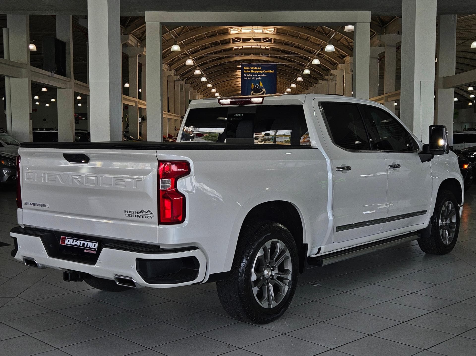 Chevrolet Silverado High Country 5.3 V8 Awd Aut. 2024 miniatura 4