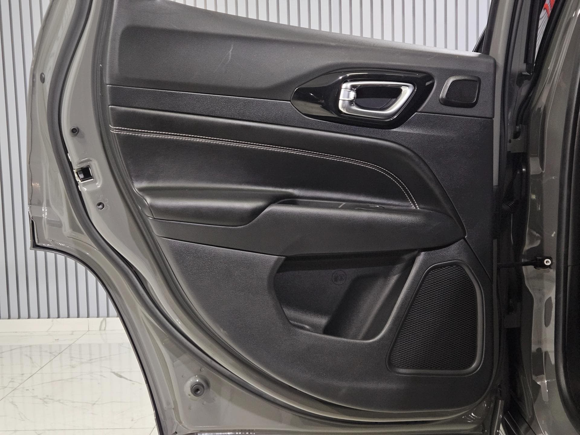 Jeep Compass Blackhawk 2025 miniatura 19