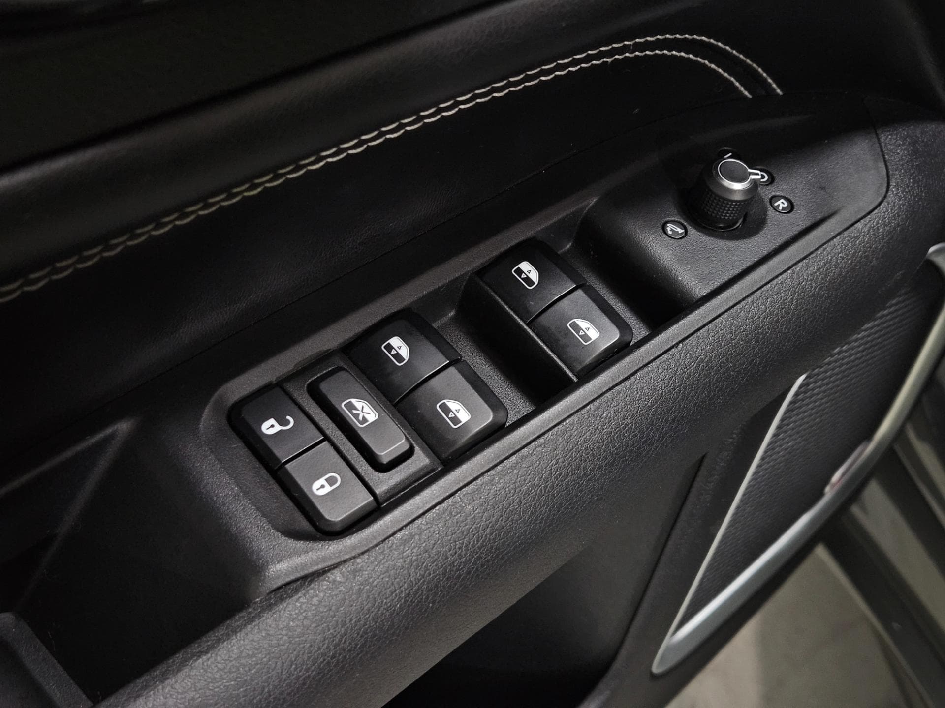 Jeep Compass Blackhawk 2025 miniatura 17