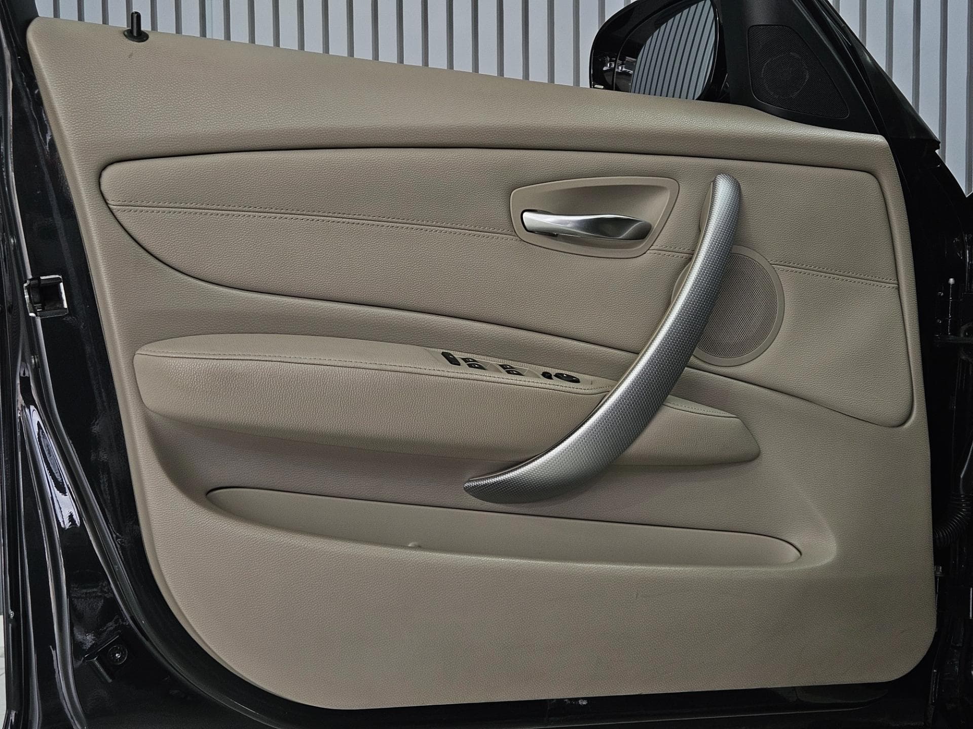 Bmw 130i Ud51 2011 miniatura 18