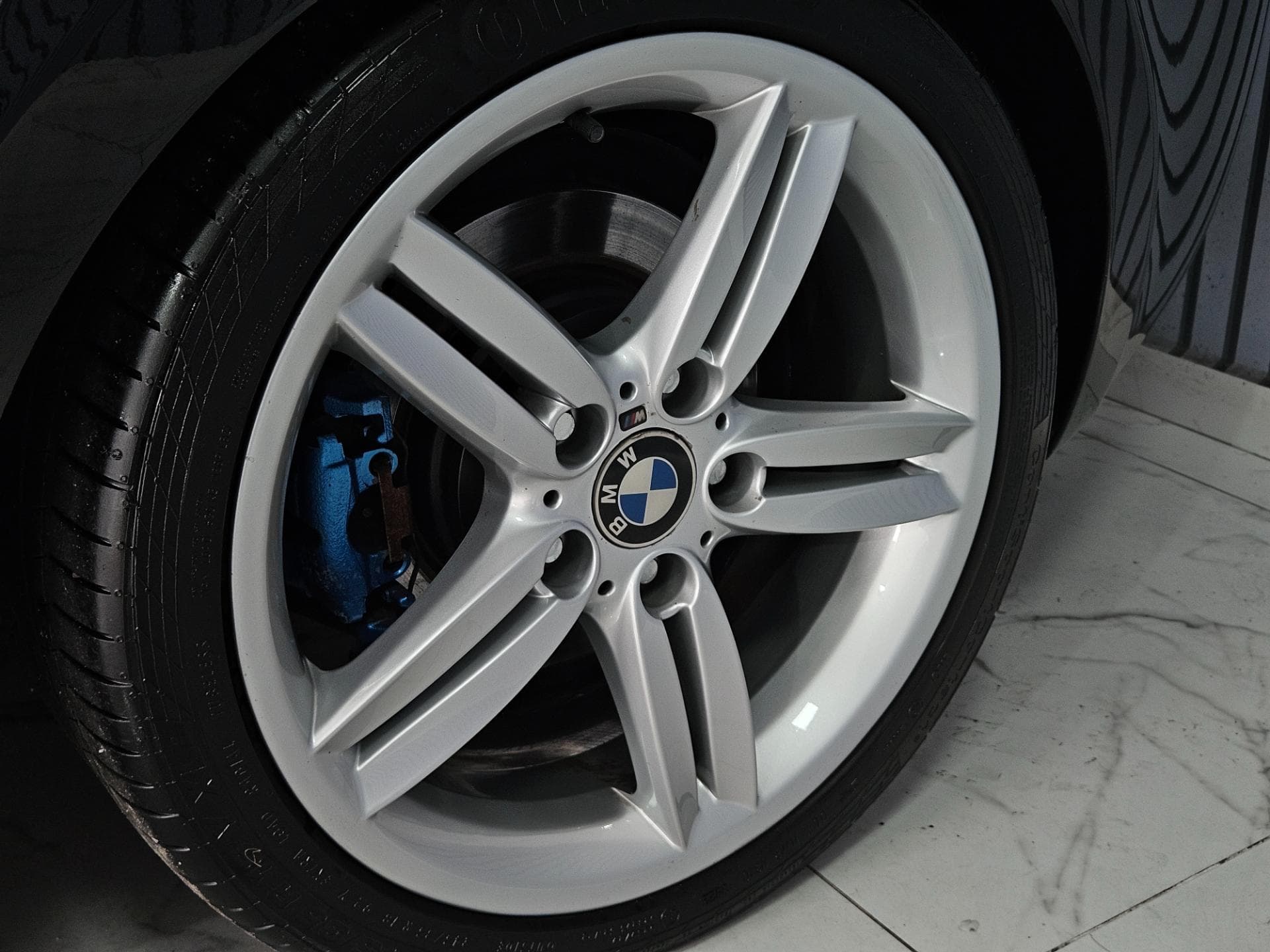 Bmw 130i Ud51 2011 miniatura 30
