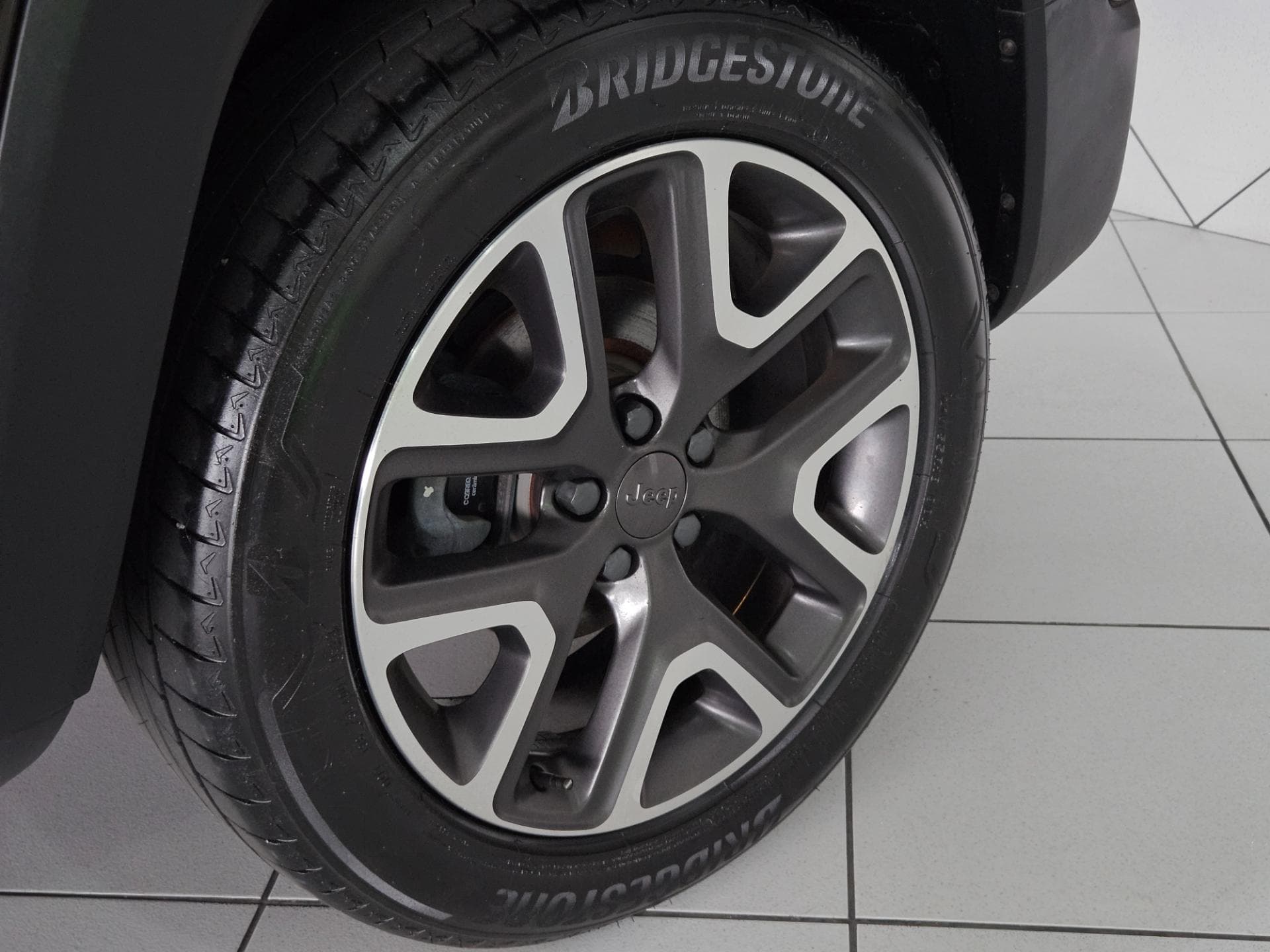 Jeep Renegade Lngtd At 2020 miniatura 25
