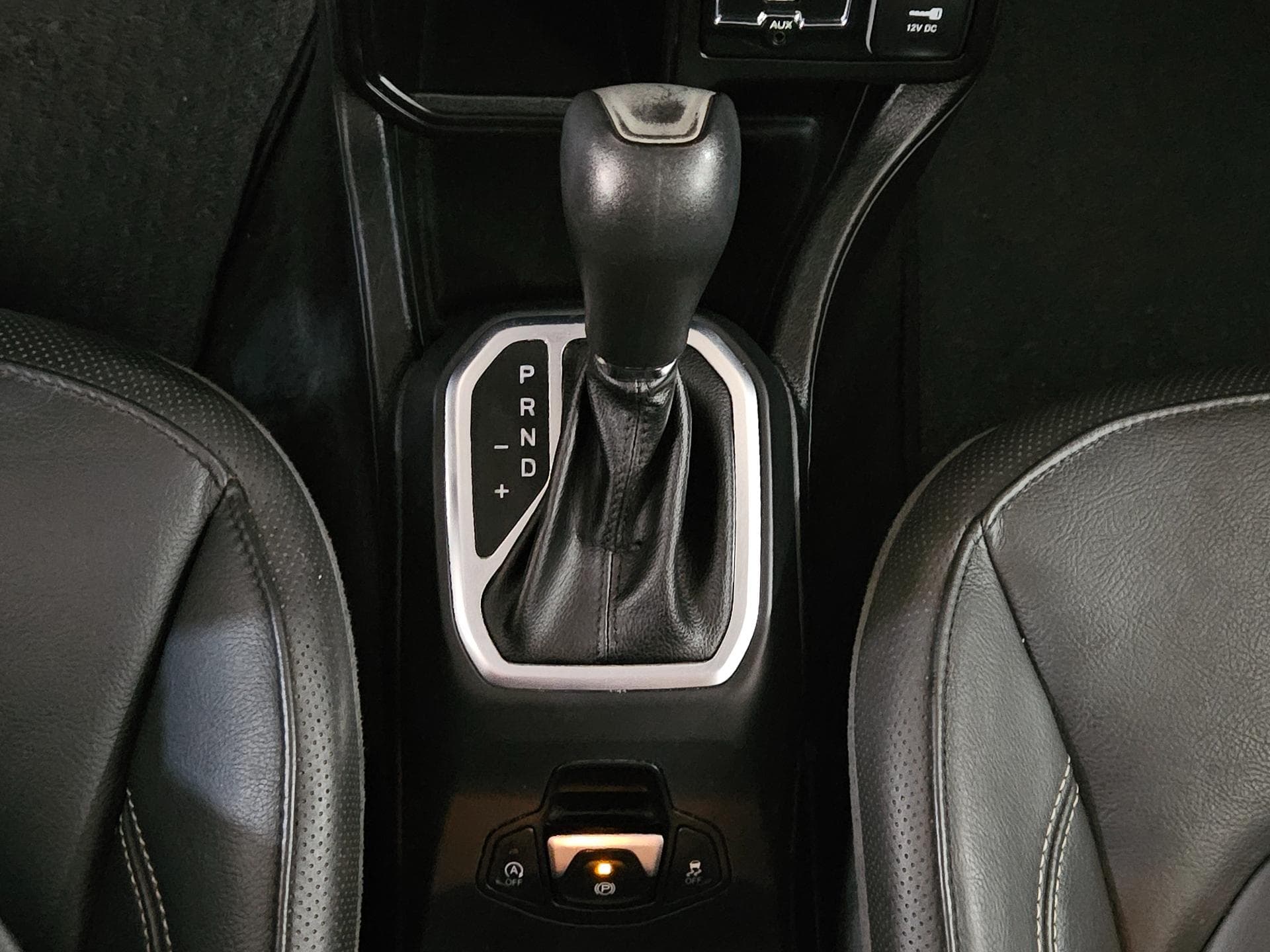 Jeep Renegade Lngtd At 2020 miniatura 11