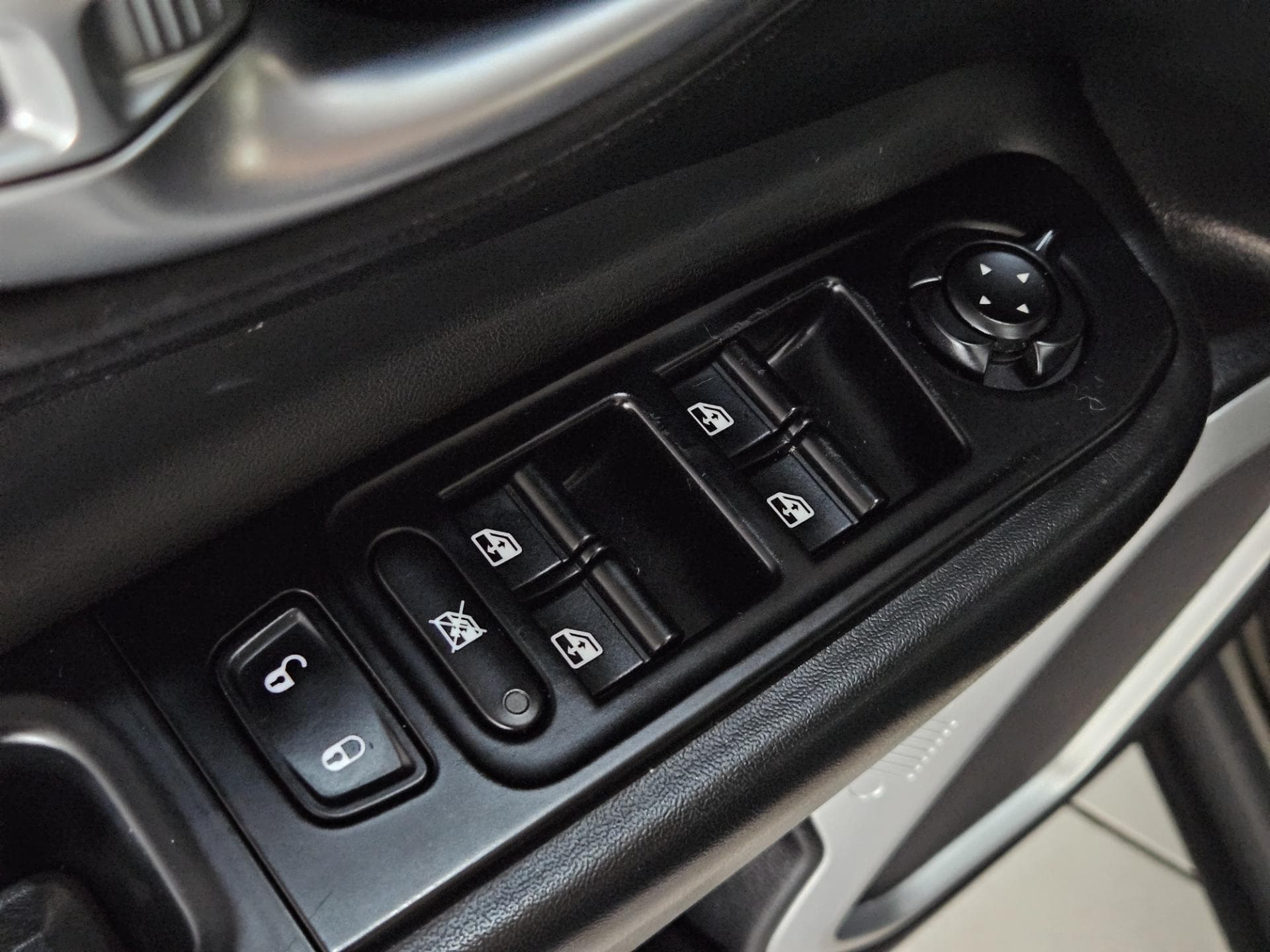 Jeep Renegade Lngtd At 2020 miniatura 16