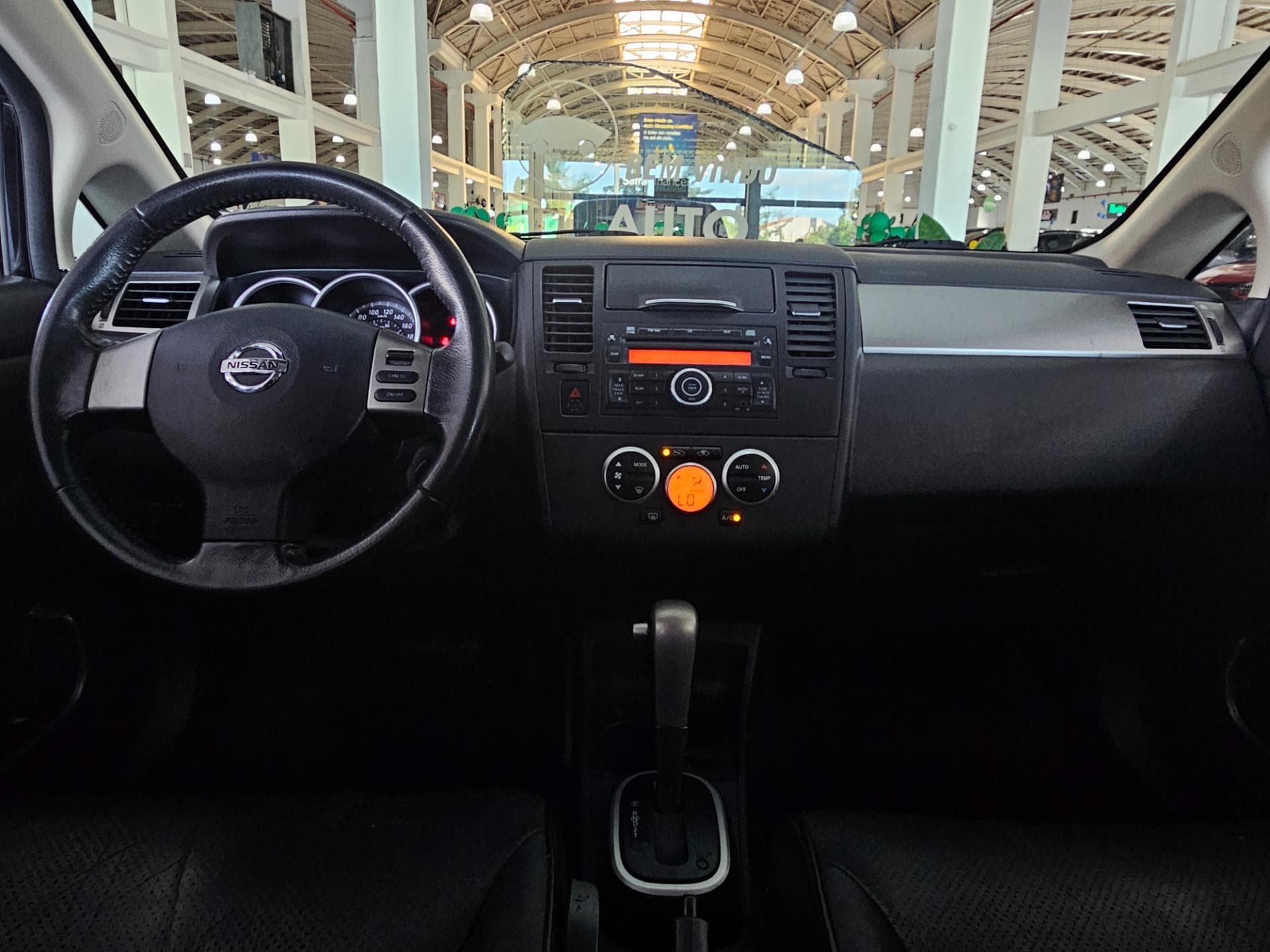 Nissan Tiida 1.8 Sl 2013 miniatura 27
